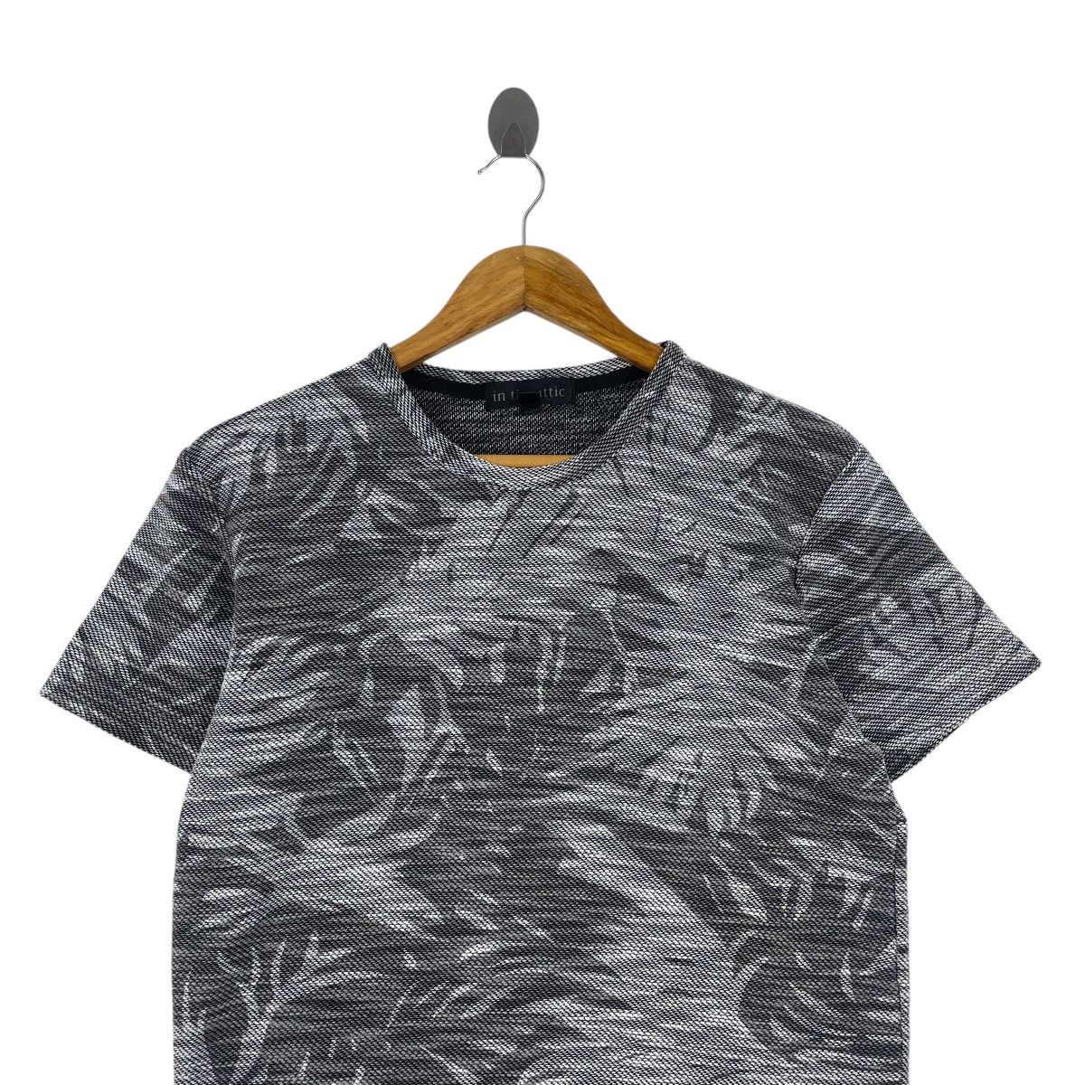 In The Attic IN THE ATTIC Japan Floral Motif Tshirt Size US M / EU 48-50 / 2 - 3 Thumbnail