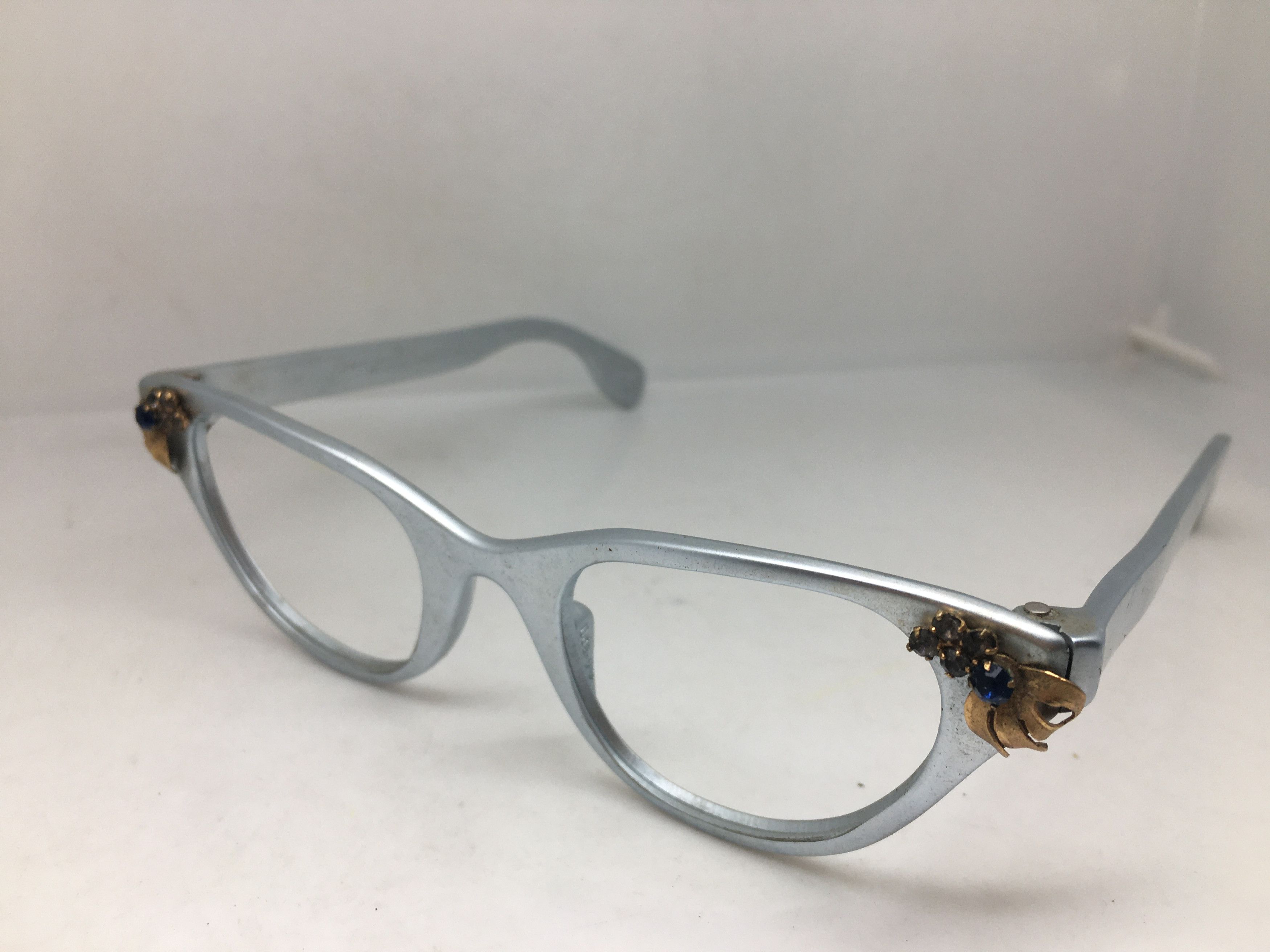 Vintage Vintage 50 AluminiumTura Cateye Diva Girls Eyeglasses Size ONE SIZE - 3 Thumbnail