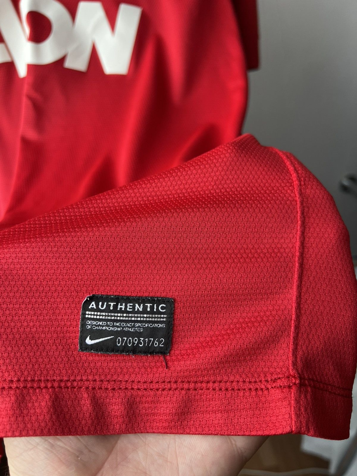 Nike 2013/14 MANCHESTER UNITED HOME SOCCER JERSEY FOOTBALL SHIRT Size US L / EU 52-54 / 3 - 13 Thumbnail
