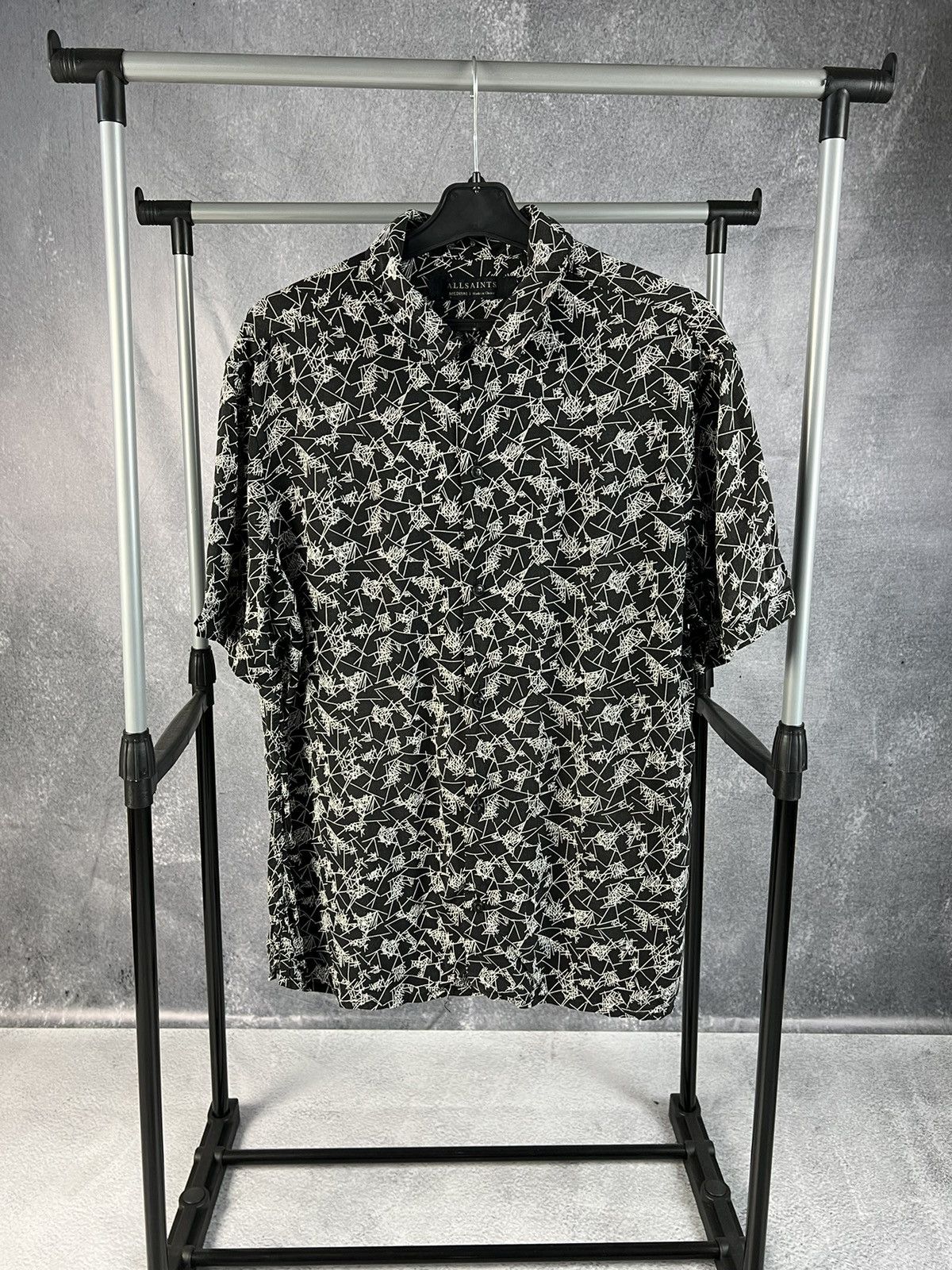 20471120 × Allsaints All saints scribble ss shirt Size US M / EU 48-50 / 2 - 1 Thumbnail