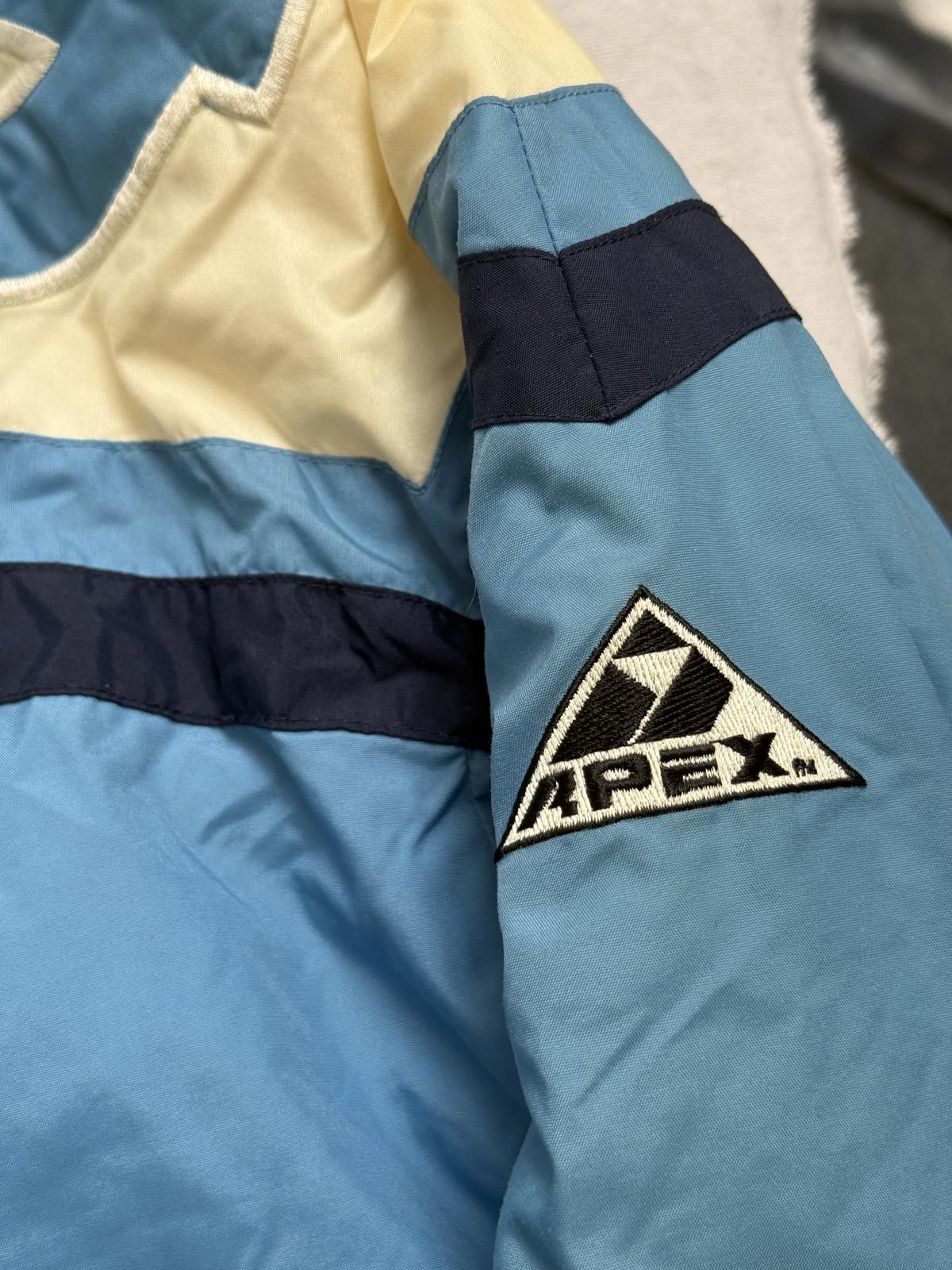NFL VTG Apex One UNC Tarheels Zip Up jacket North Carolina XL Size US XL / EU 56 / 4 - 6 Thumbnail