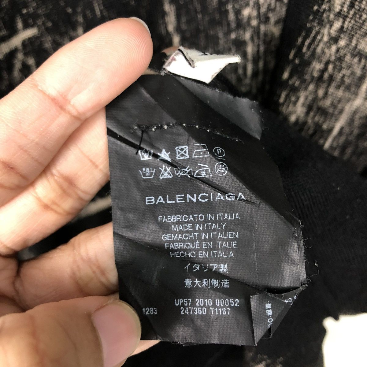 Balenciaga 🔥BALENCIAGA PARIS LONG SLEEVE Size US M / EU 48-50 / 2 - 17 Thumbnail