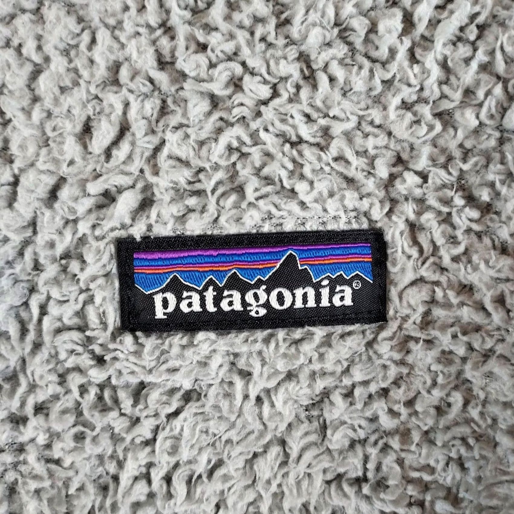 Patagonia Patagonia Sweatshirt Pullover 1/4 Zip Fleece Gray Women’s Small Jacket Size S / US 4 / IT 40 - 2 Thumbnail