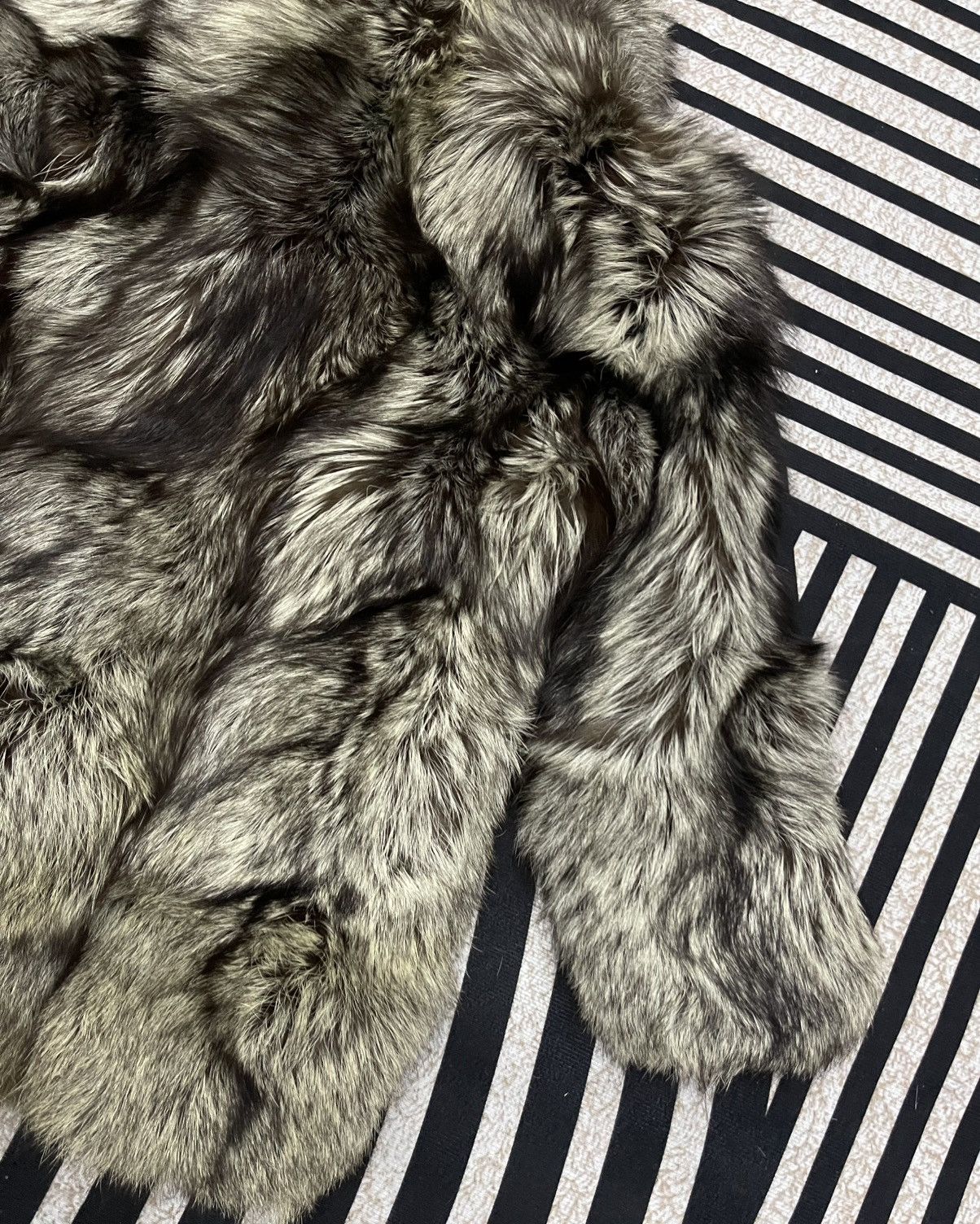 Sagafurs 80s SAGA FOX FUR LEATHER JACKET RARE Size M / US 6-8 / IT 42-44 - 15 Thumbnail