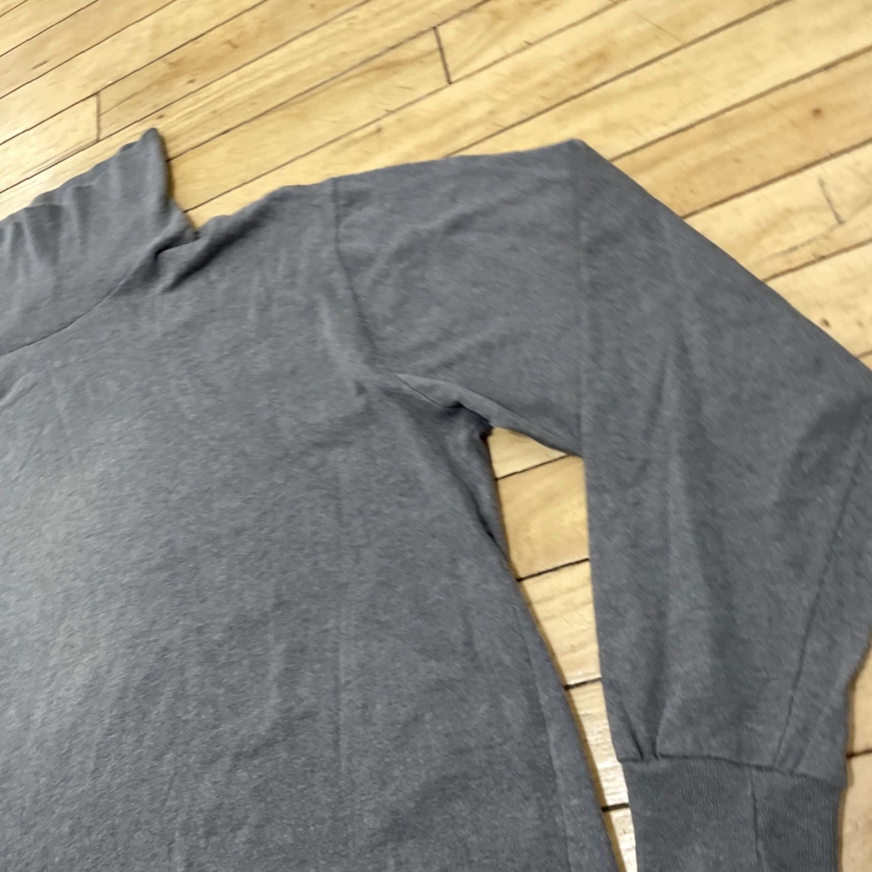 Vintage VINTAGE Cross Creek Sweater Men XL Gray Turtleneck Pullover Made USA 90s Minimal Shirt Mens Winter Knit Mock Neck Pullover 90s Cross Creek Stone gray Size US XL / EU 56 / 4 - 5 Thumbnail
