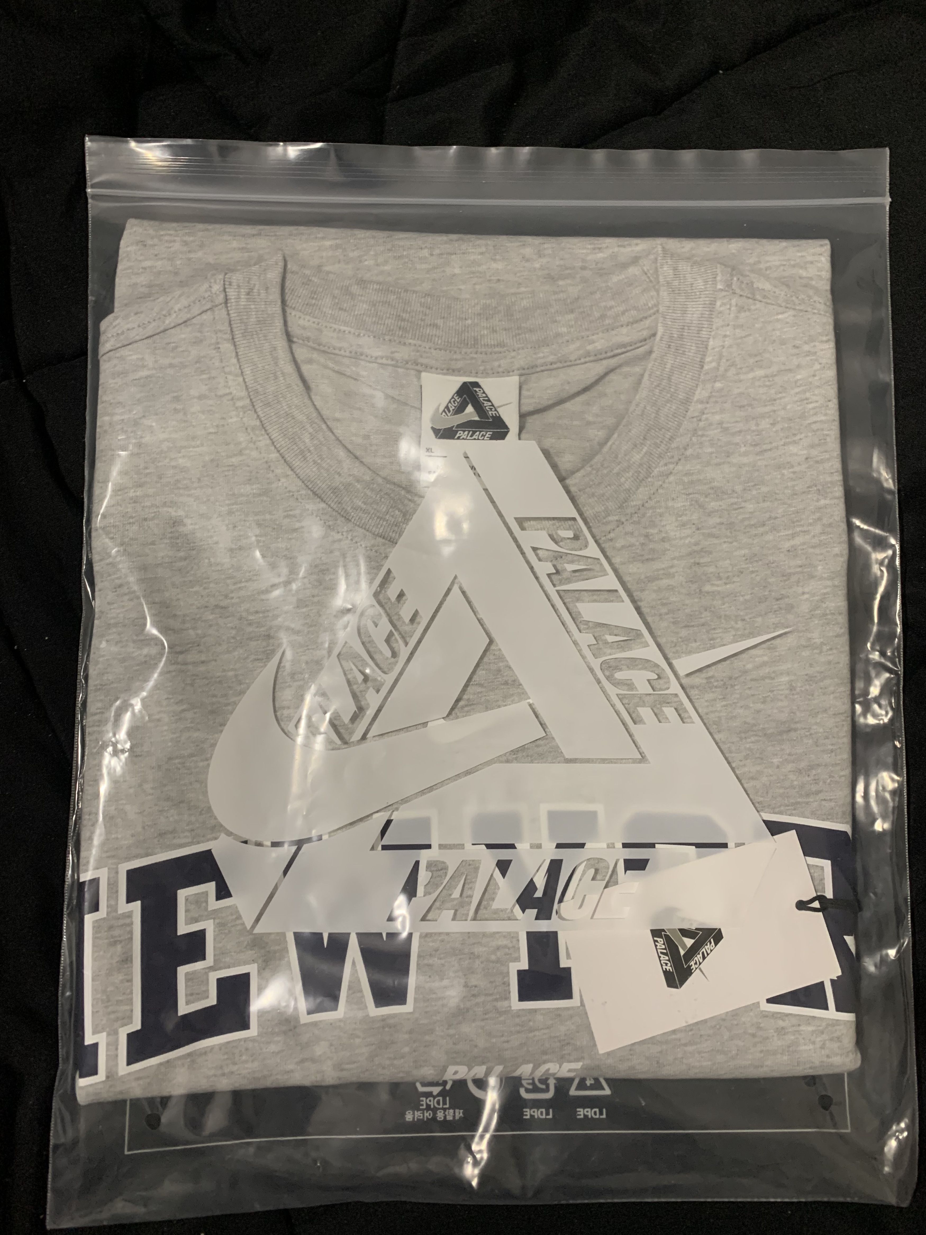 Palace Palace / Nike New York City Exclusive Tshirt Size XL Size US XL / EU 56 / 4 - 1 Thumbnail
