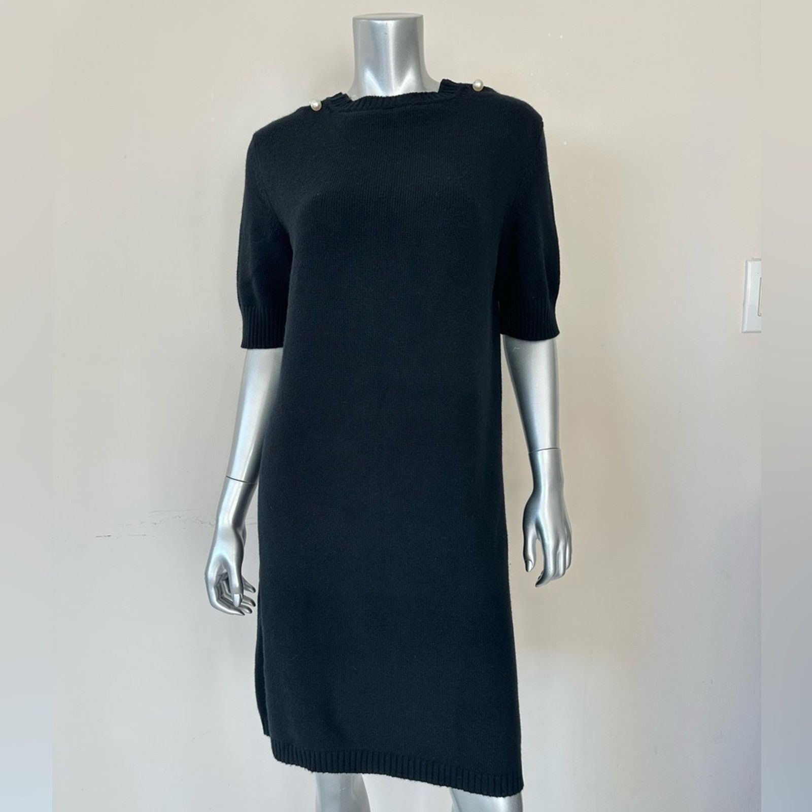 Chanel CHANEL cashmere women dress 46FR or 12 US Authentic 3200$ Size XL / US 12-14 / IT 48-50 - 1 Thumbnail