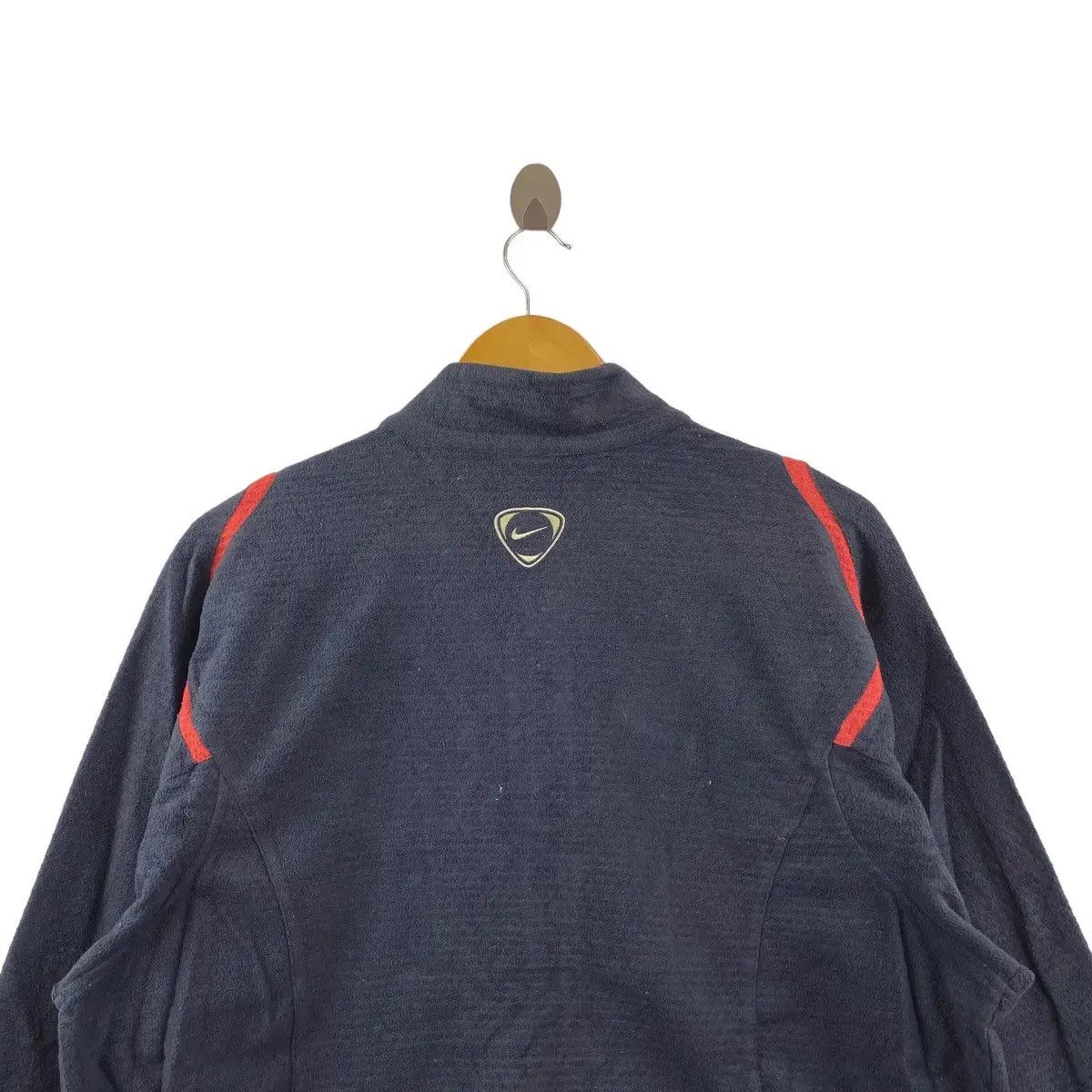 Nike Vintage NIKE SPHERE THERMAL Total 90 Zipper Sweatshirt Size US L / EU 52-54 / 3 - 7 Thumbnail