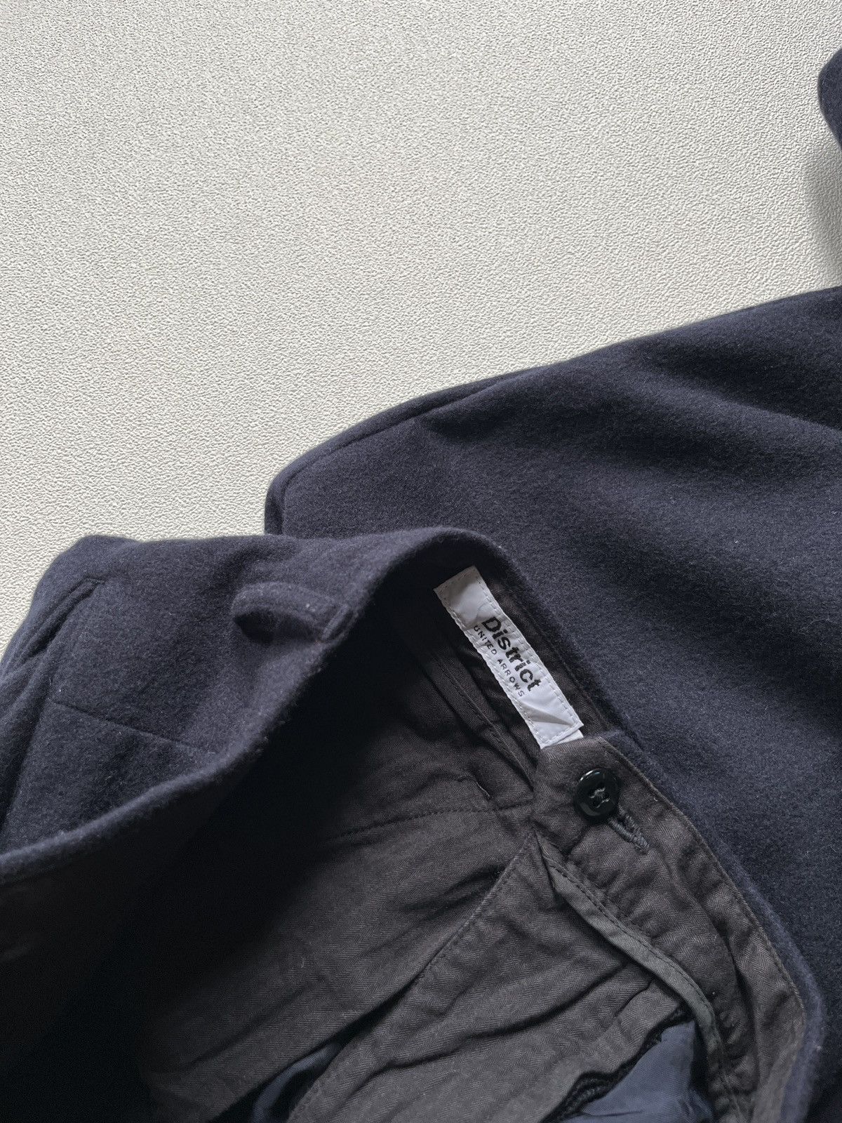 District UNITED ARROWS District United Arrows 2Pleats Wide Wool Flannel Pants DNavy Size US 28 / EU 44 - 6 Thumbnail