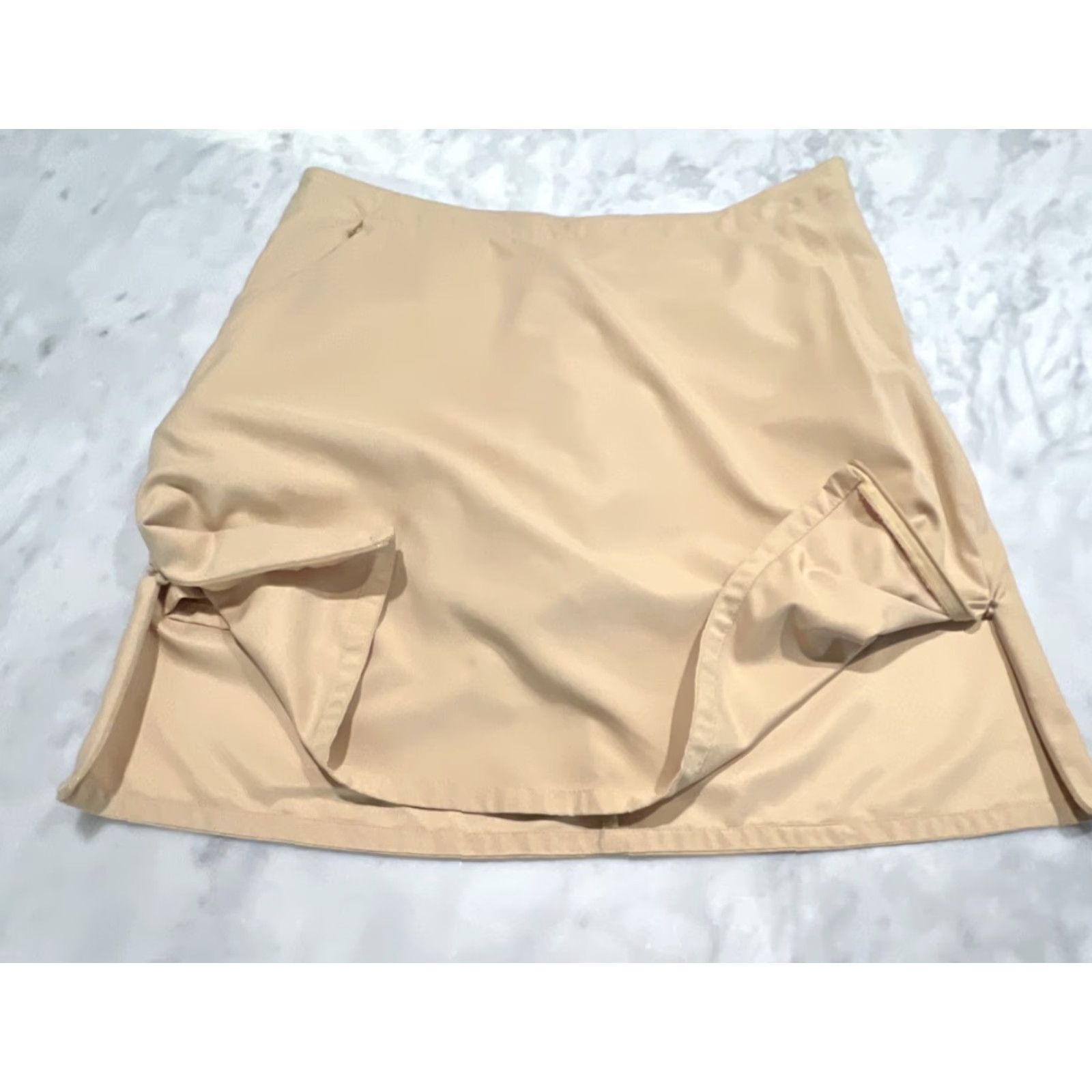 Patagonia Patagonia Skort Women’s 2 Tan Zip Pocket Golf Pickleball Active Size ONE SIZE - 6 Thumbnail