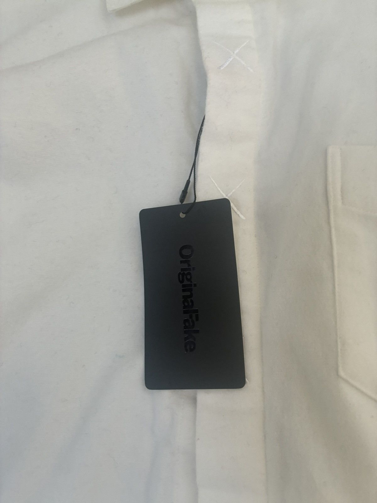 Kaws Original Fake Shirt (2007) Size US L / EU 52-54 / 3 - 5 Thumbnail