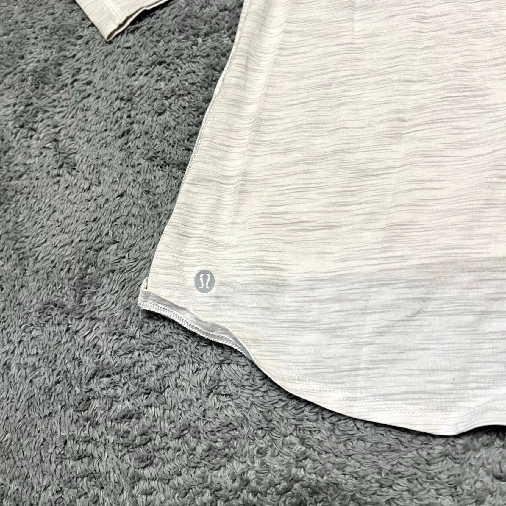 Lululemon Lululemon Shirt Womens 6 Back Into It Long Sleeve Gray Shirt Women 6 Back Into It Long Sleeve Gray Regular Women Mens? Size M / US 6-8 / IT 42-44 - 4 Thumbnail
