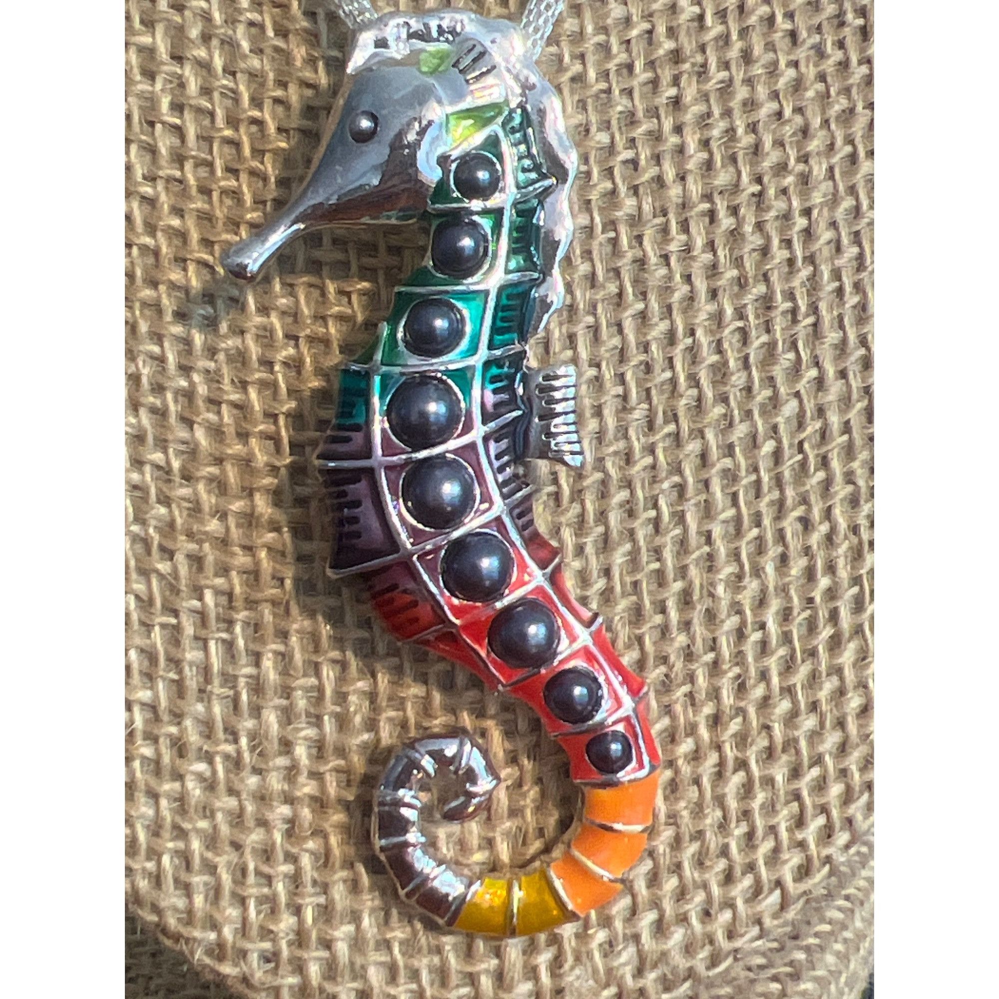 Other Silver Tone Mesh Chain Necklace Seahorse Pendant Rainbow Ena Size ONE SIZE - 2 Thumbnail