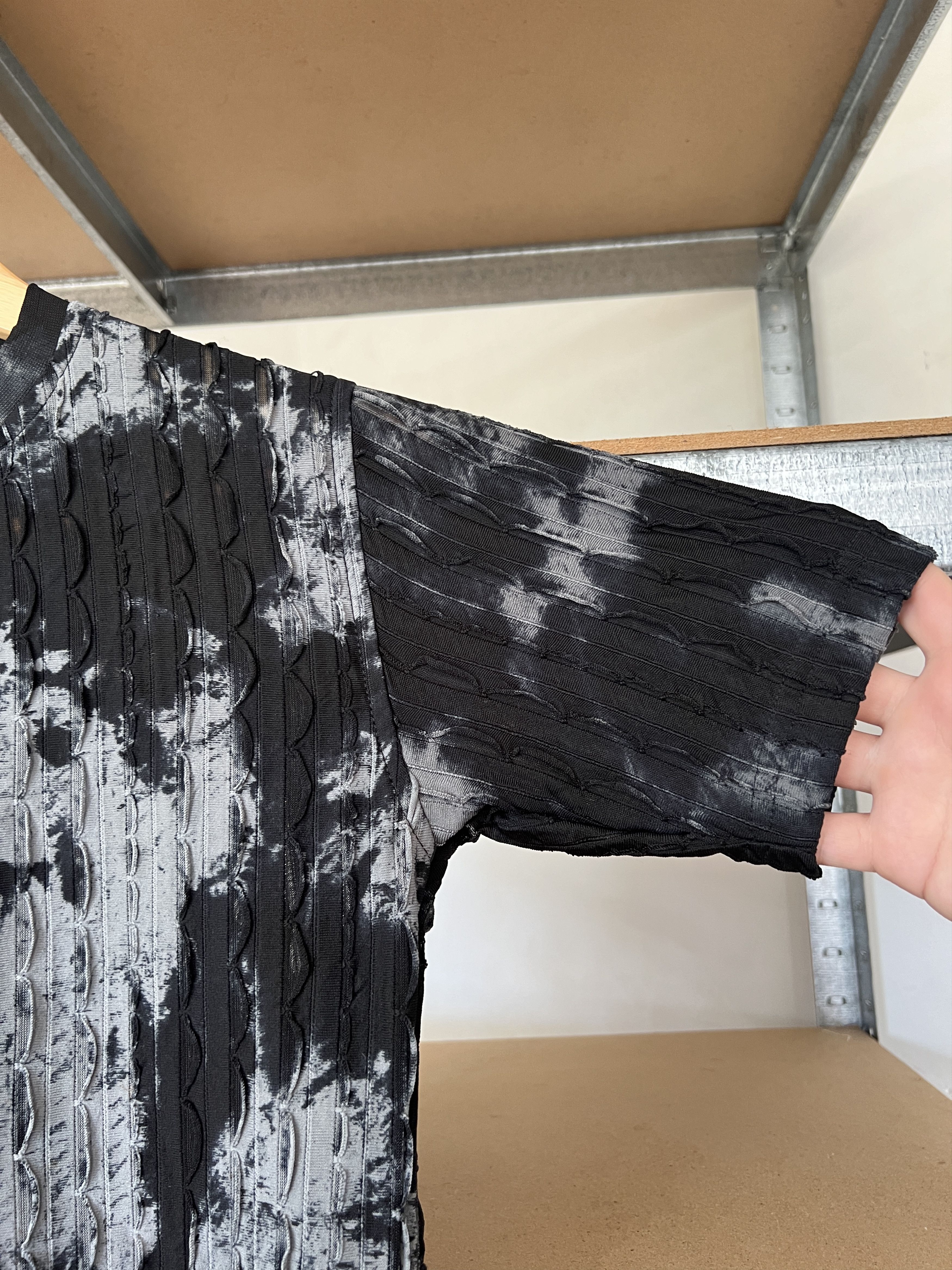 Diesel Diesel Y2K Vintage Abstract Tee Size L / US 10 / IT 46 - 7 Thumbnail