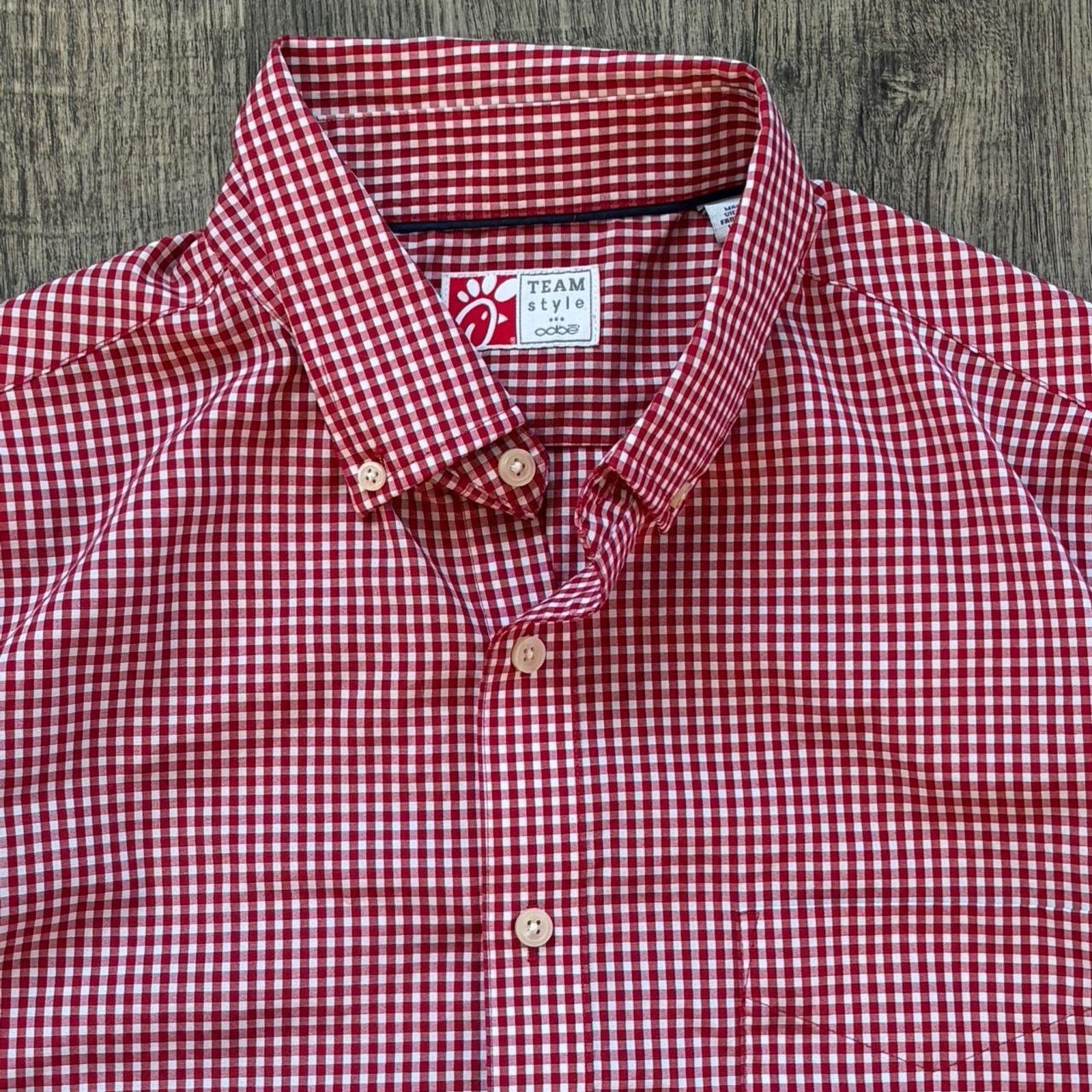 Other Chic fil a gingham button up - size L Size US L / EU 52-54 / 3 - 2 Thumbnail