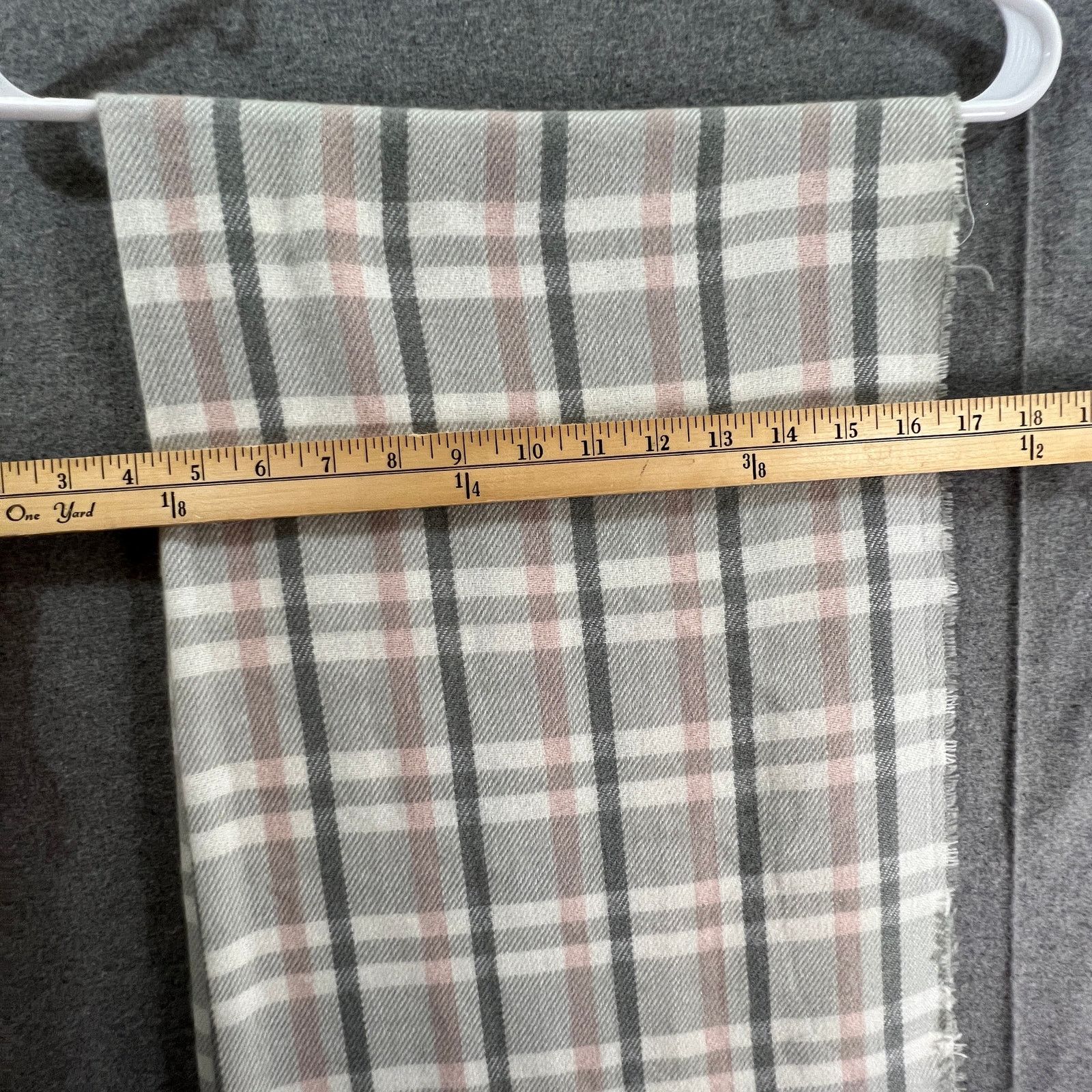 Banana Republic Banana Republic 100% ACRYLIC Women's Plaid Size ONE SIZE - 5 Thumbnail