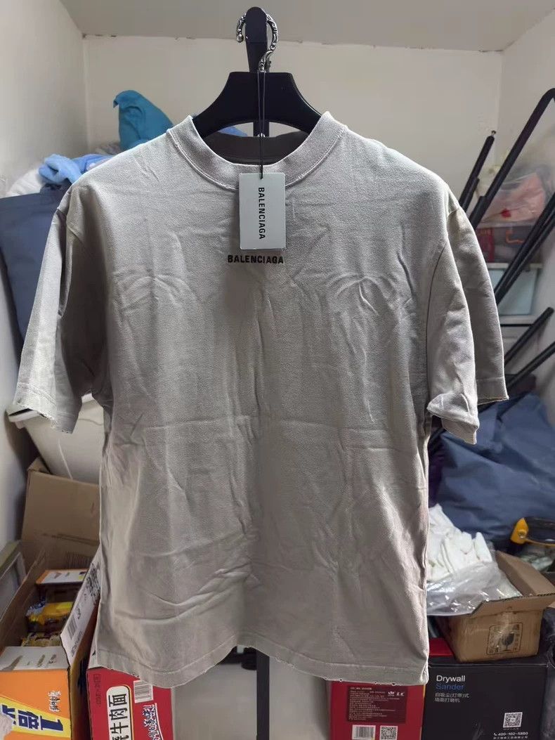 Balenciaga Balenciaga Front and Back Embroidered Short Sleeve Size US XS / EU 42 / 0 - 1 Thumbnail