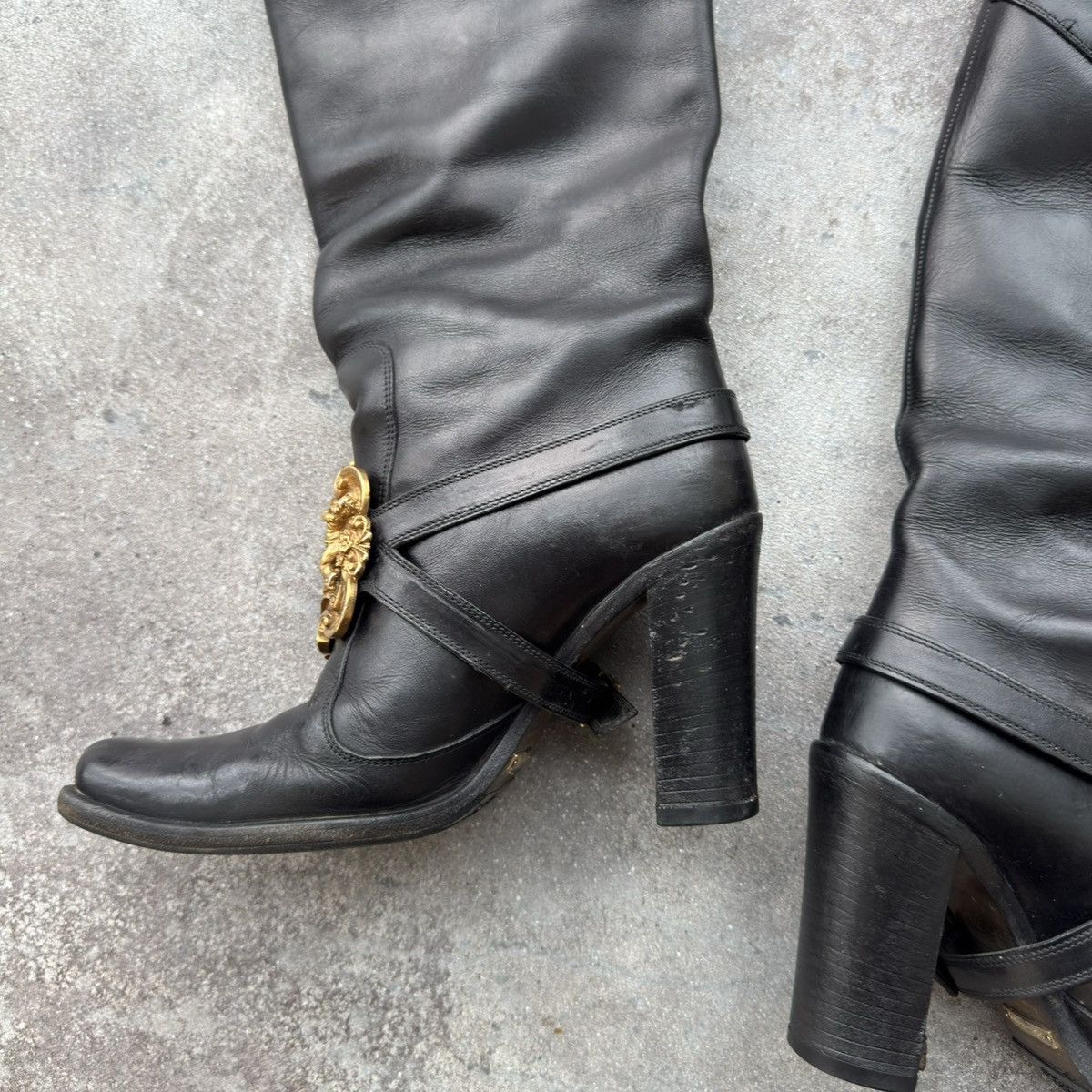 Dolce & Gabbana Dolce & Gabbana Black Leather Heels Boots Size US 6 / IT 36 - 14 Thumbnail