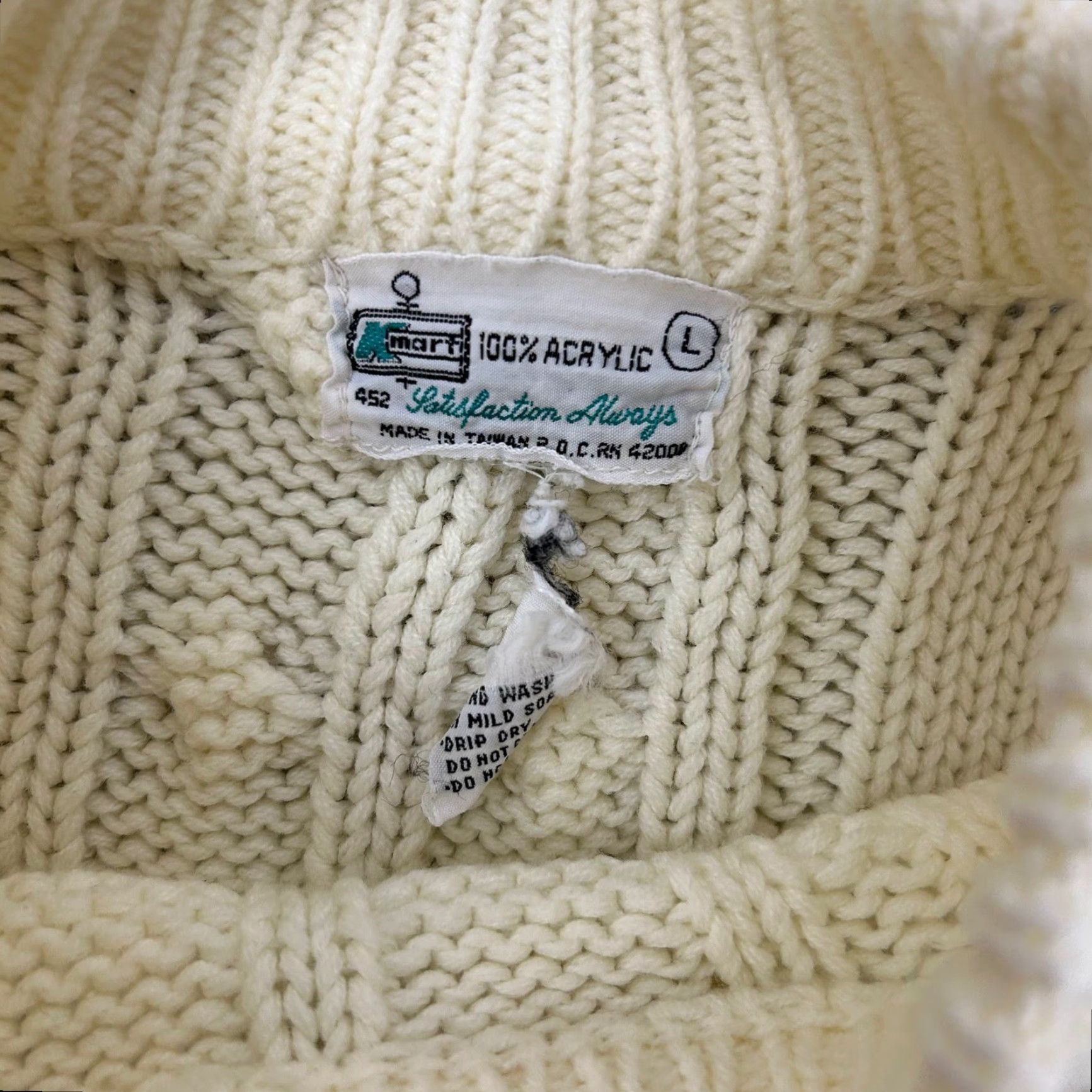 Vintage VINTAGE Kmart Sweater Cable Knit Pullover Mens L Cream Acrylic Diamond Pattern 80s Size L / US 10 / IT 46 - 3 Thumbnail