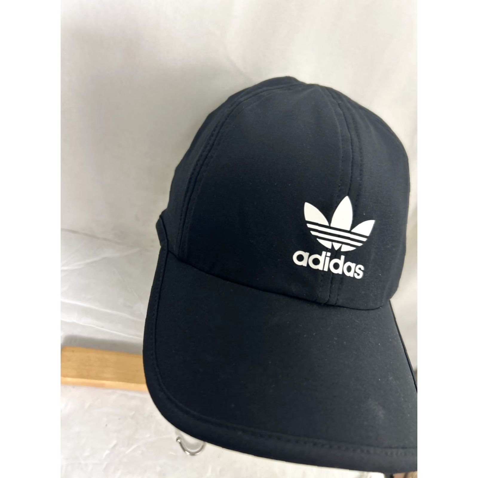 Adidas Adidas Running Hat Adjustable Hook Loop Black White Trefoil Size ONE SIZE - 4 Thumbnail