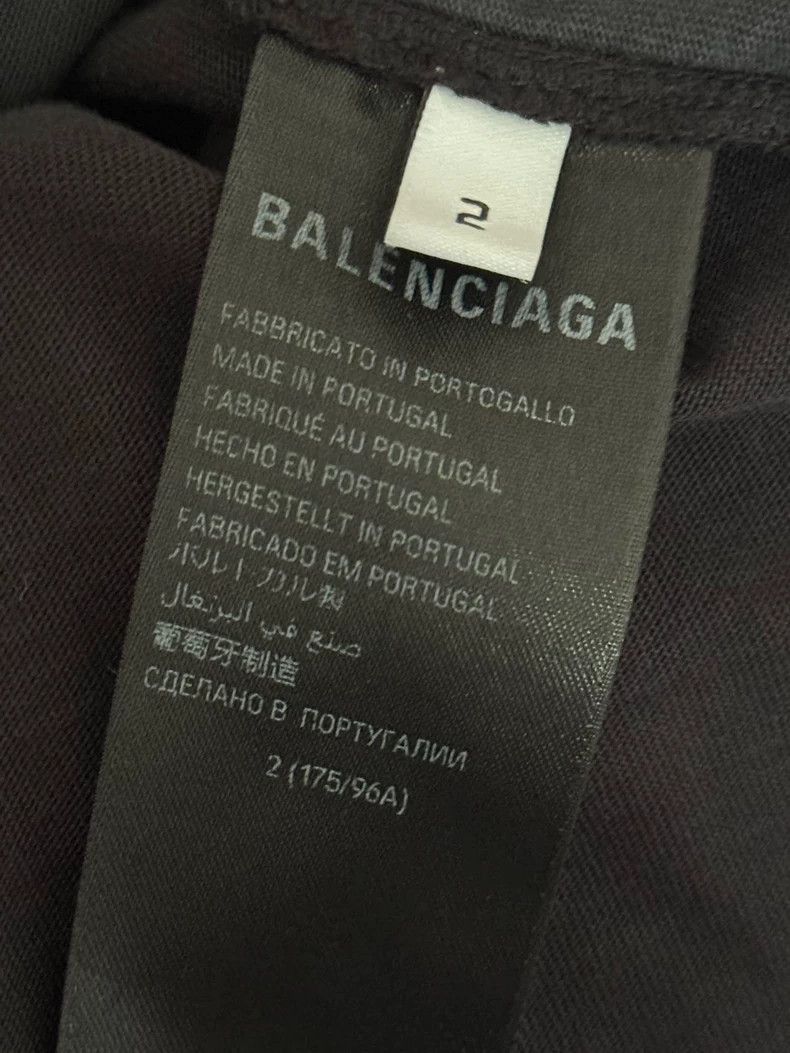 Balenciaga Balenciaga Tape-stitched black and red 3 B embroidered sho Size US M / EU 48-50 / 2 - 4 Thumbnail