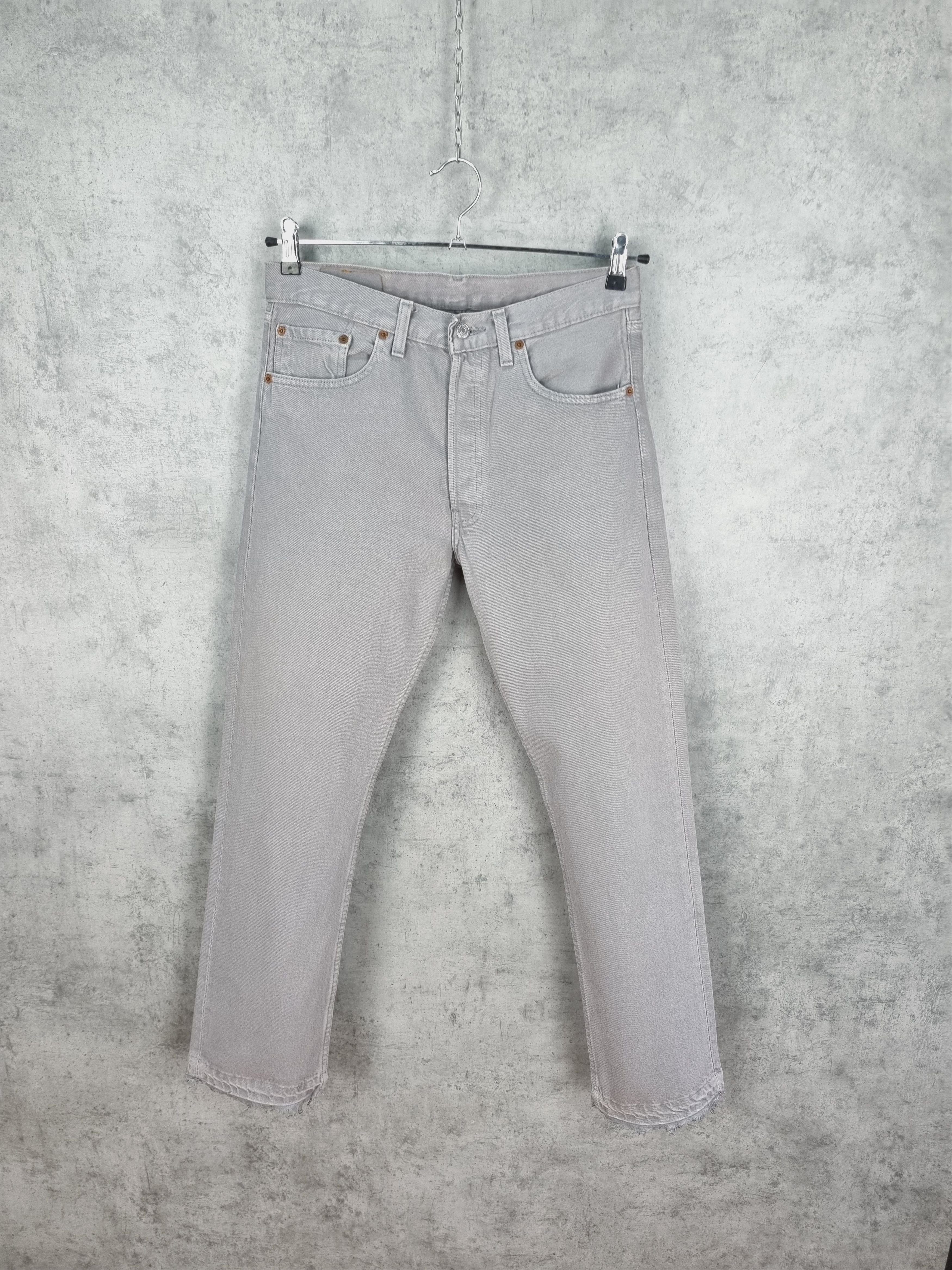 Levi's × Levi's Vintage Clothing 90s Levi's 501 Gray Denim Buttons Flies Jeans Size US 31 - 24 Thumbnail