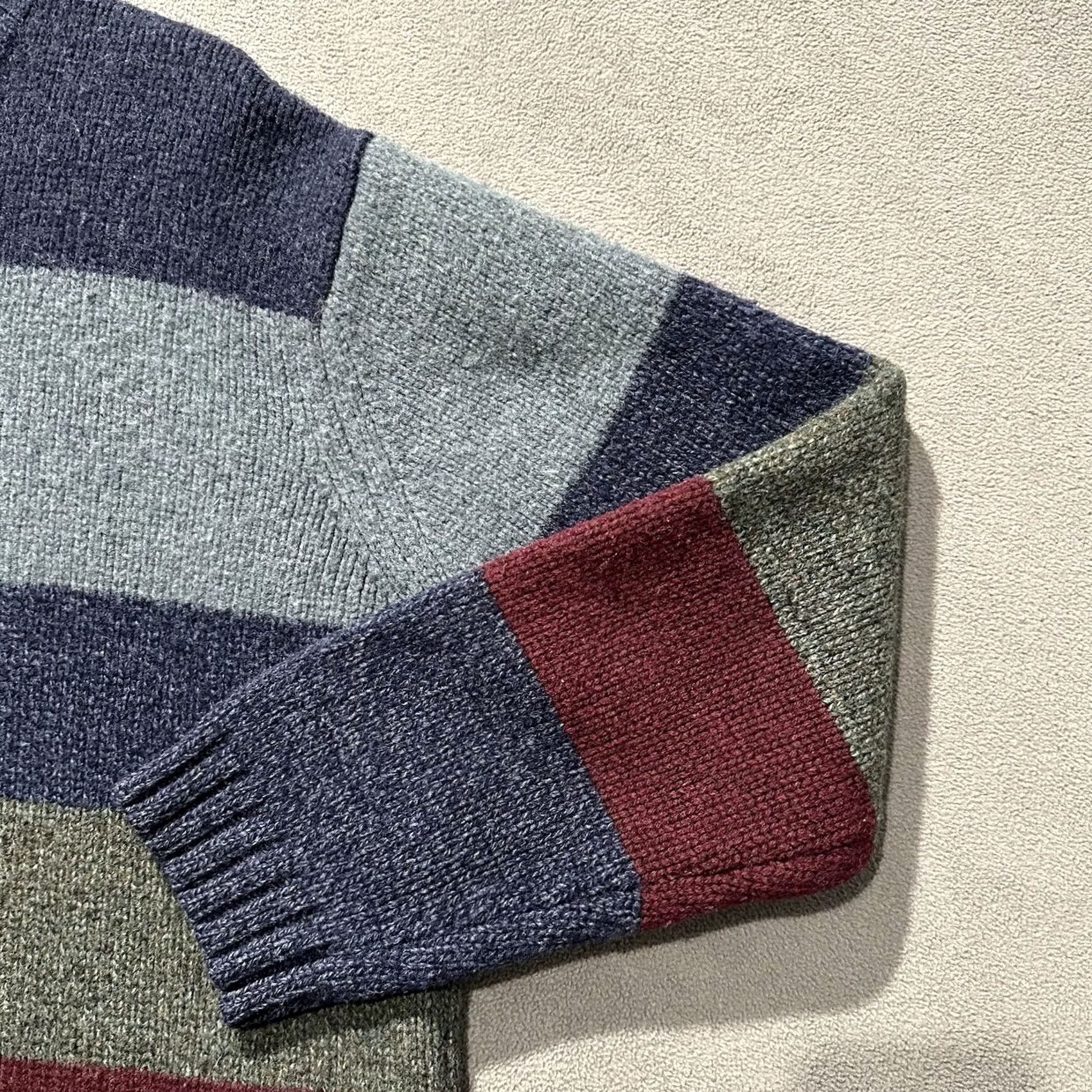 American Eagle Outfitters VINTAGE American Eagle Sweater Mens XL Blue Striped Lambswool 90s Hong Kong Size US XL / EU 56 / 4 - 6 Thumbnail