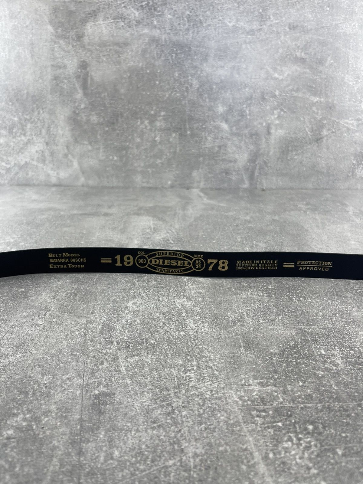 Diesel Diesel 1978 Black Minimalist Leather Studded Slim Belt Size ONE SIZE - 4 Thumbnail