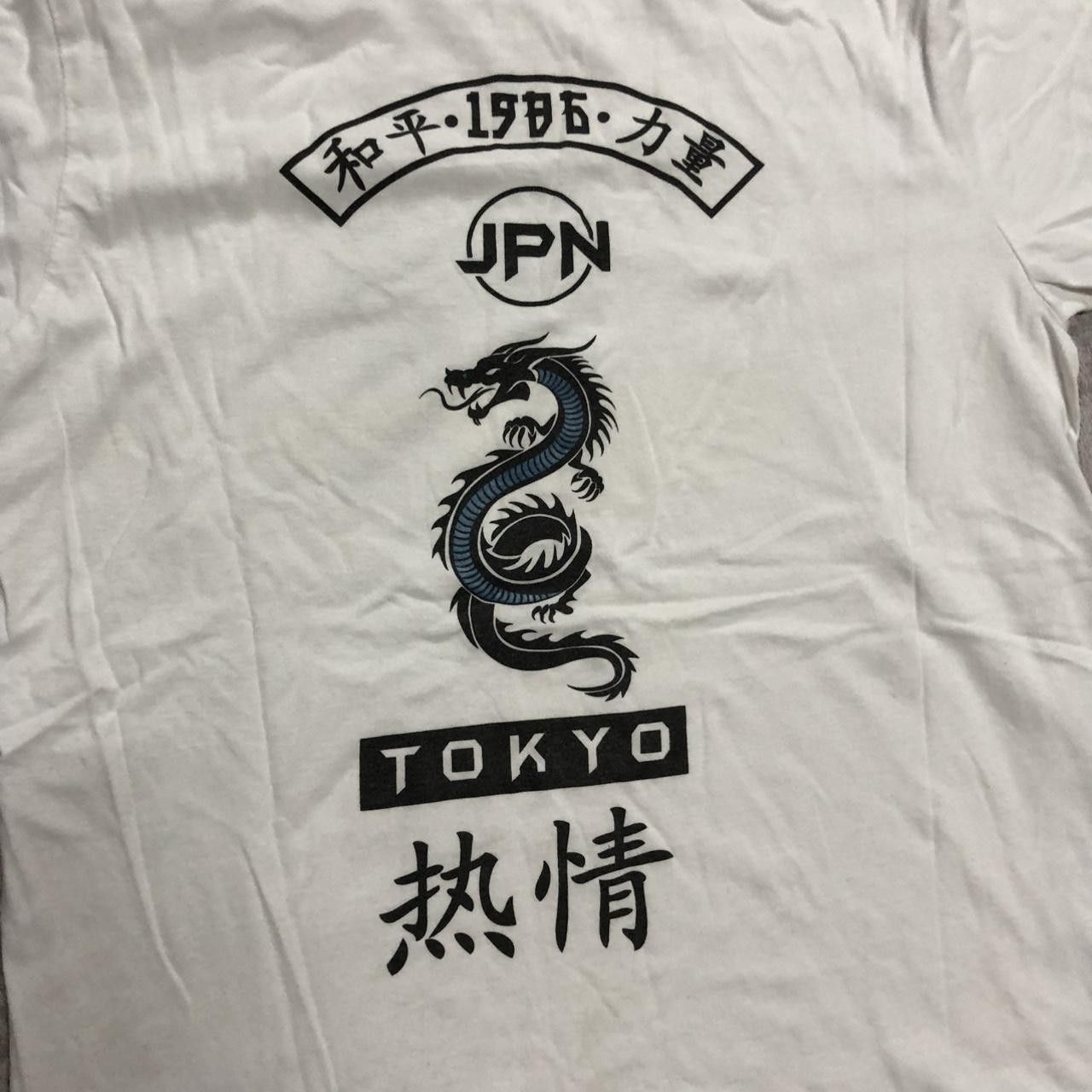 Other T-shirt Japan dragon rap hip hop Gildan vintage y2k 2000s Size US L / EU 52-54 / 3 - 3 Thumbnail
