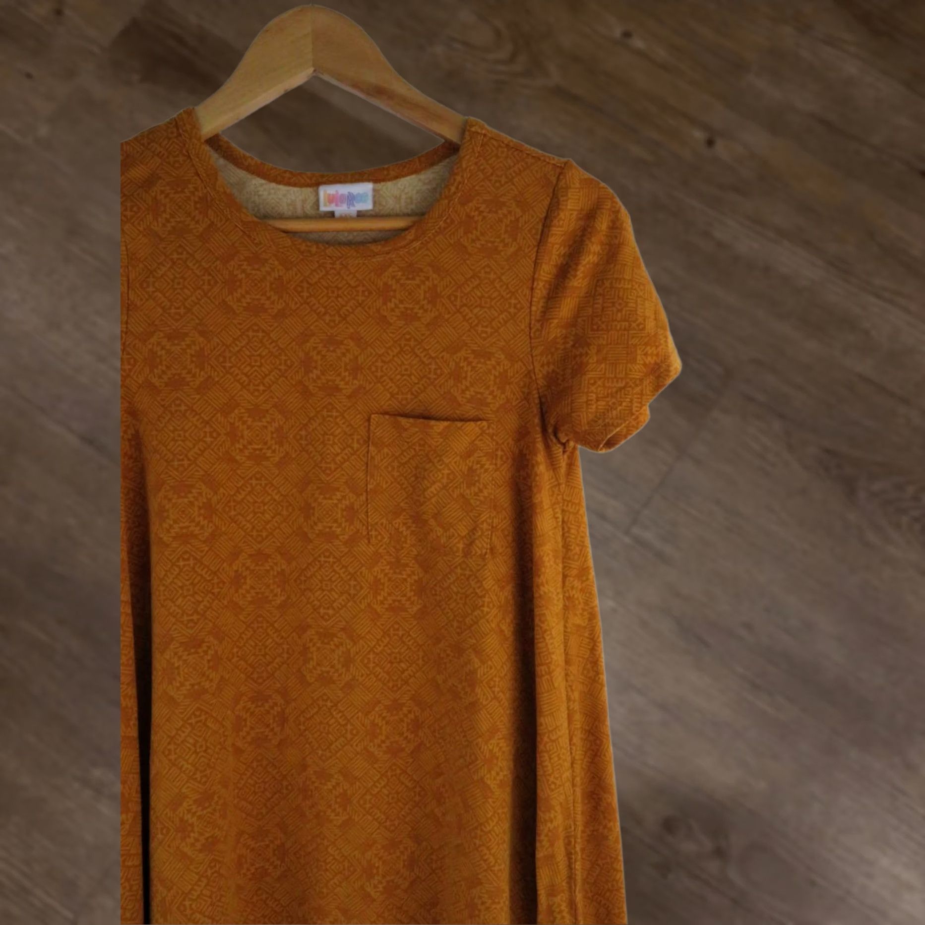 Vintage LuLaRoe Carly Dress Women's Aztec Geometric Orange Stretch Swing High Low 2XS Knee Length Easy Care Size XXS / US 00 / IT 34 - 1 Thumbnail