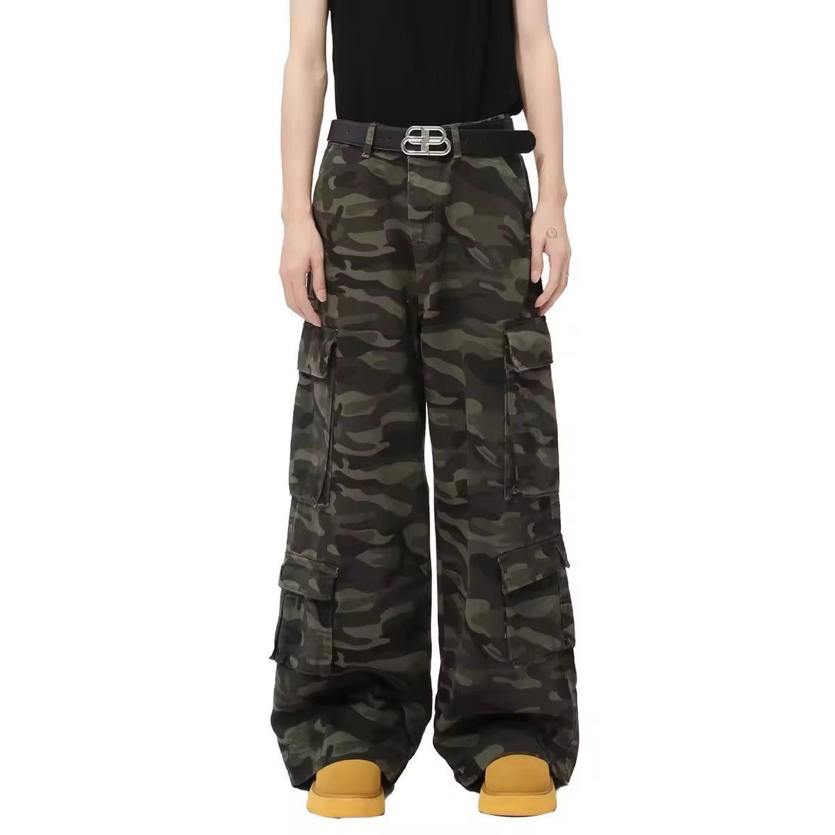 Japanese Brand Camouflage Multi-pockets Straight Wide Leg Pant Size US 28 / EU 44 - 1 Thumbnail