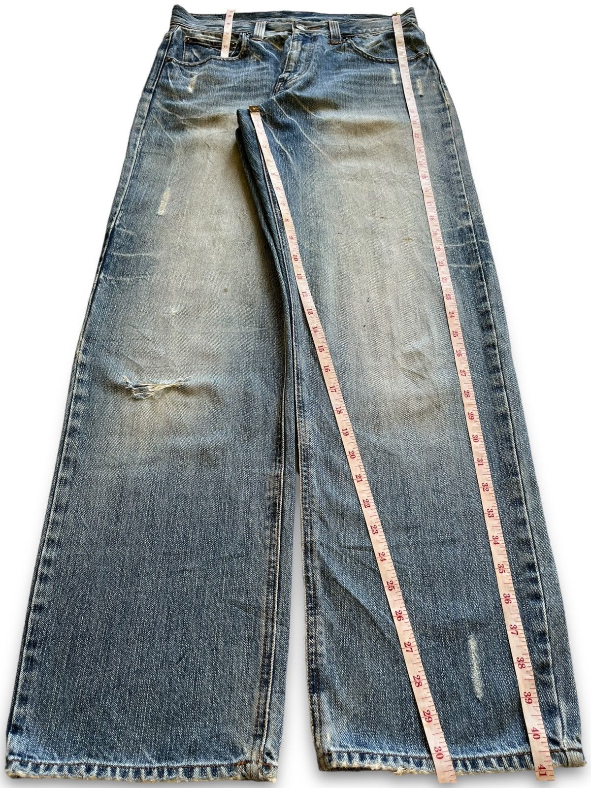 Japanese Brand Vintage Japanese Brand Faded Wash Distressed Loose Jeans Size US 30 / EU 46 - 12 Thumbnail