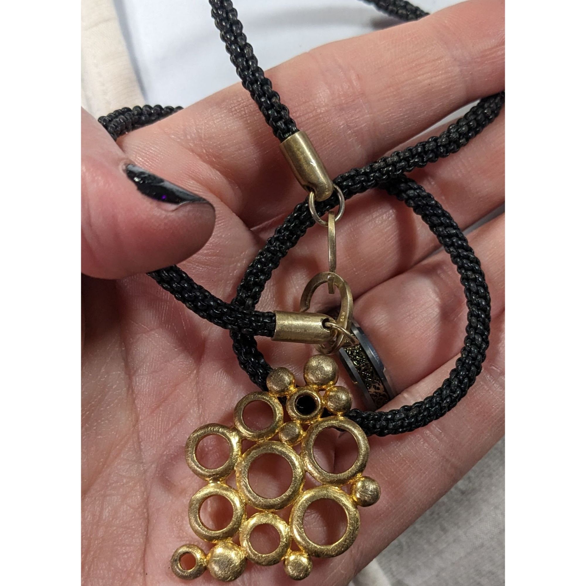 Other Unique Elegant Gold Tone Open Bubble Pendant Necklace Size ONE SIZE - 9 Thumbnail