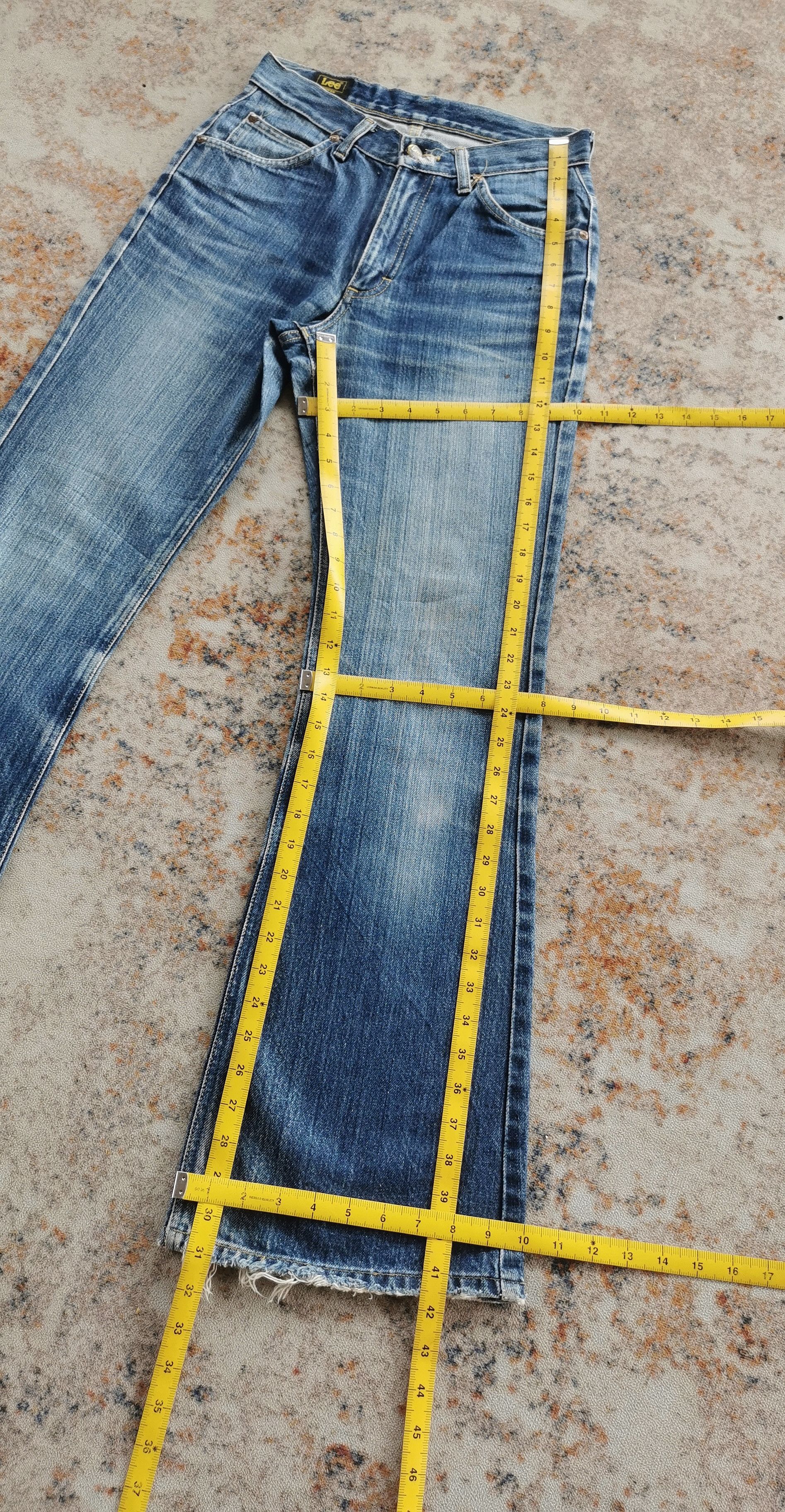 Lee VINTAGE LEE FLARE DISTRESSED JEANS BOOTCUT FADED PANTS Size US 26 / EU 42 - 8 Thumbnail