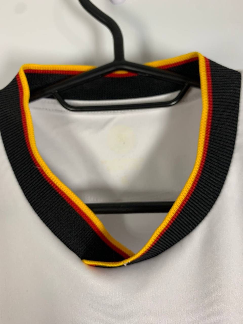 Vintage Germany Home Jersey T-Com Sponsor Vintage Football Shirt Size US L / EU 52-54 / 3 - 6 Thumbnail