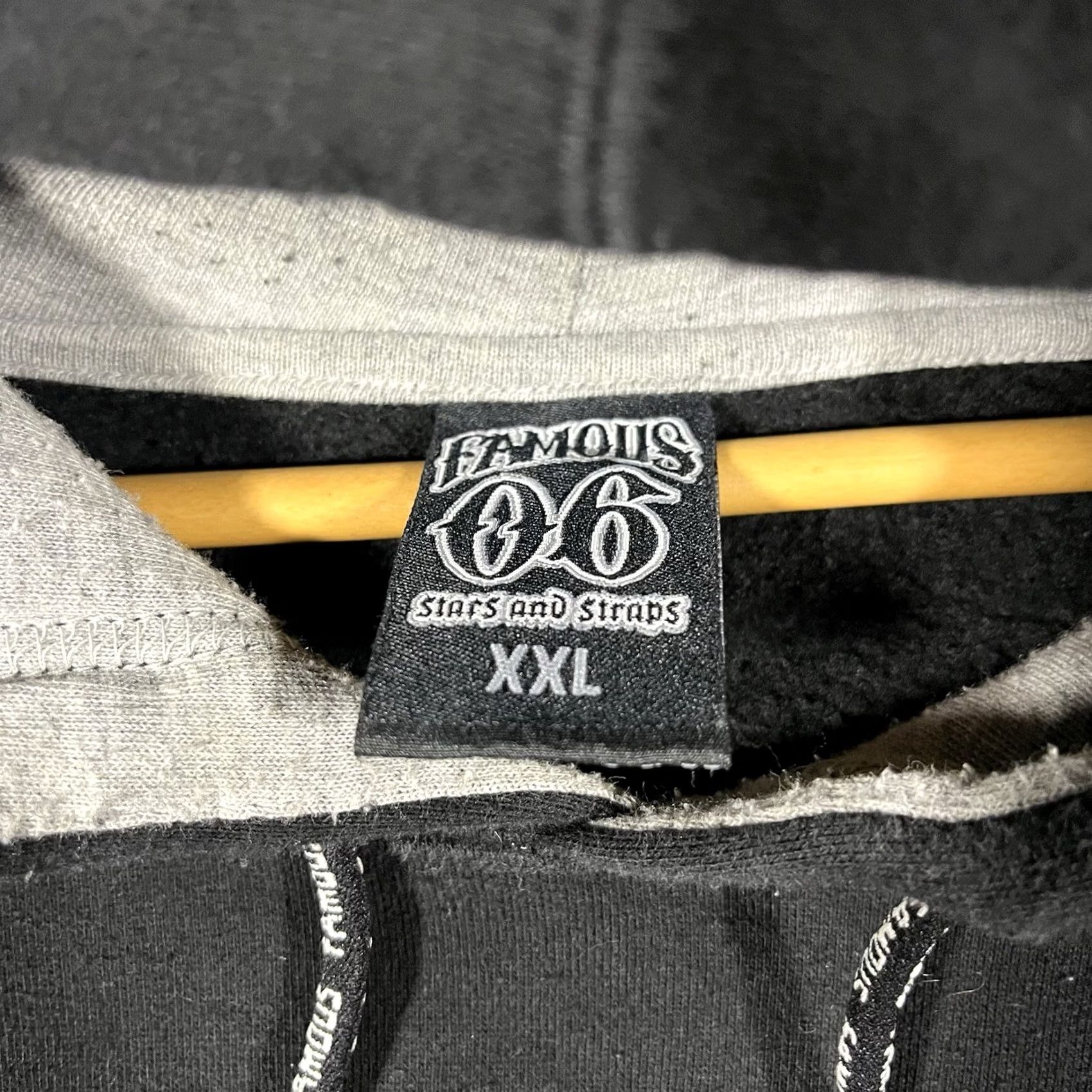 Barker VINTAGE Famous Stars & Straps Hoodie 2XL Black Travis Barker Y2K Skate Grunge Blink 182 Mens Size US XXL / EU 58 / 5 - 4 Thumbnail
