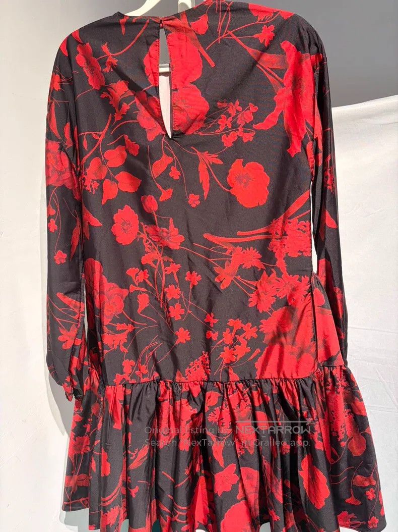 Valentino Valentino Dresses with long sleeves and silk Size XS / US 0-2 / IT 36-38 - 3 Thumbnail