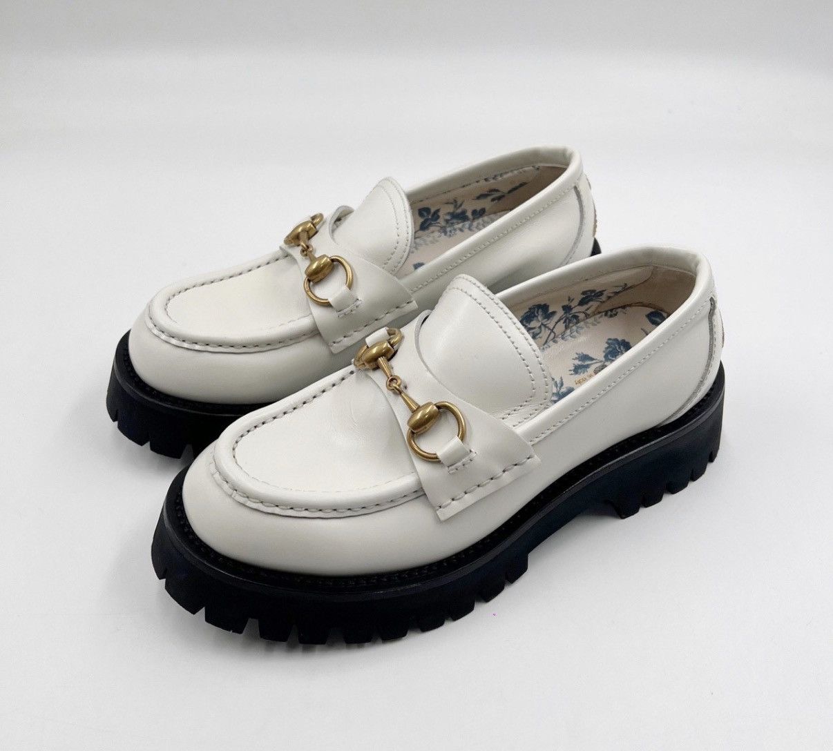 Gucci Gucci/Bee Embroidered Platform Loafers K12 Size US 6 / IT 36 - 1 Thumbnail
