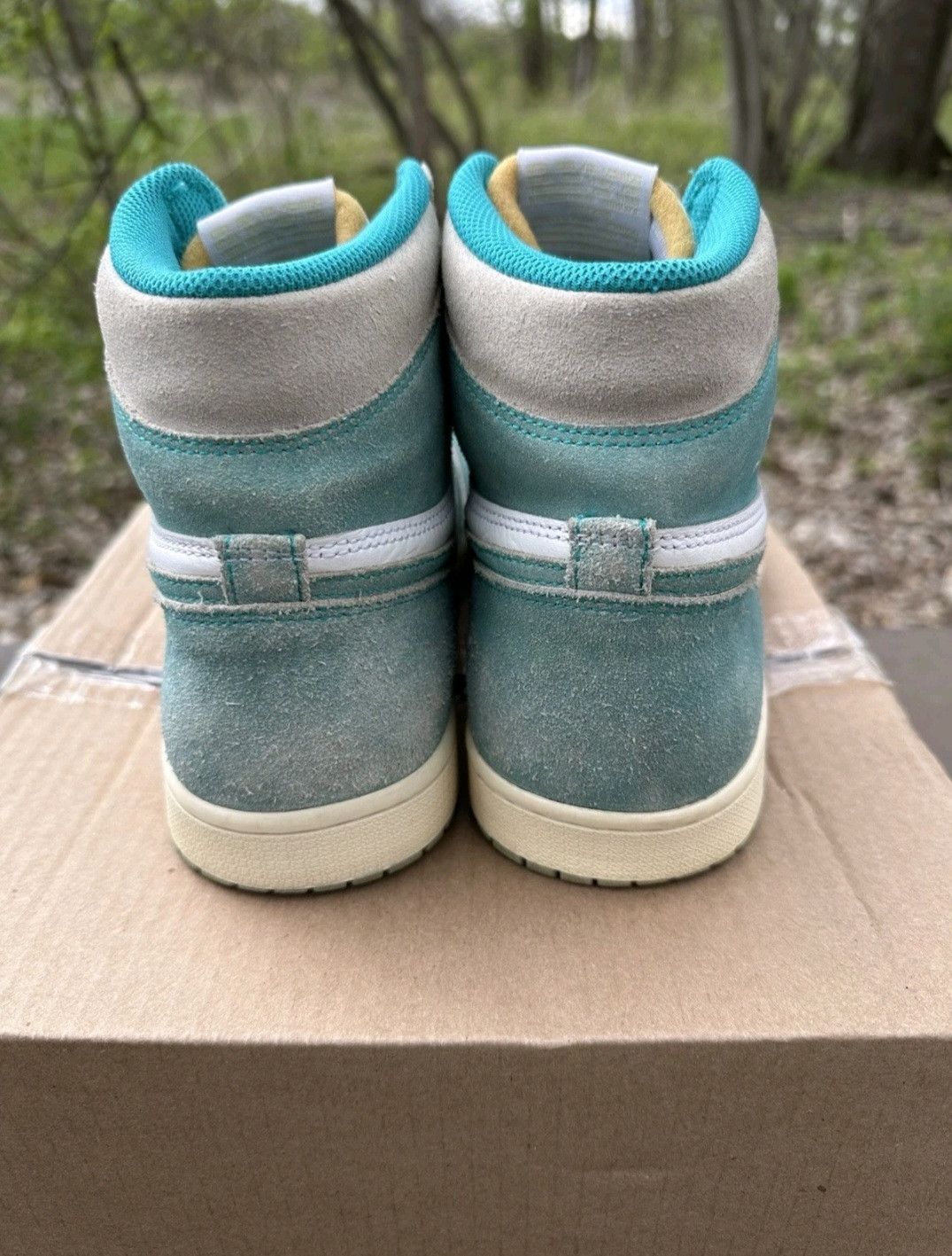 Jordan Brand Nike Air Jordan Retro 1 High OG Turbo Green Size 11.5 Men Size US 11.5 / EU 44-45 - 5 Thumbnail