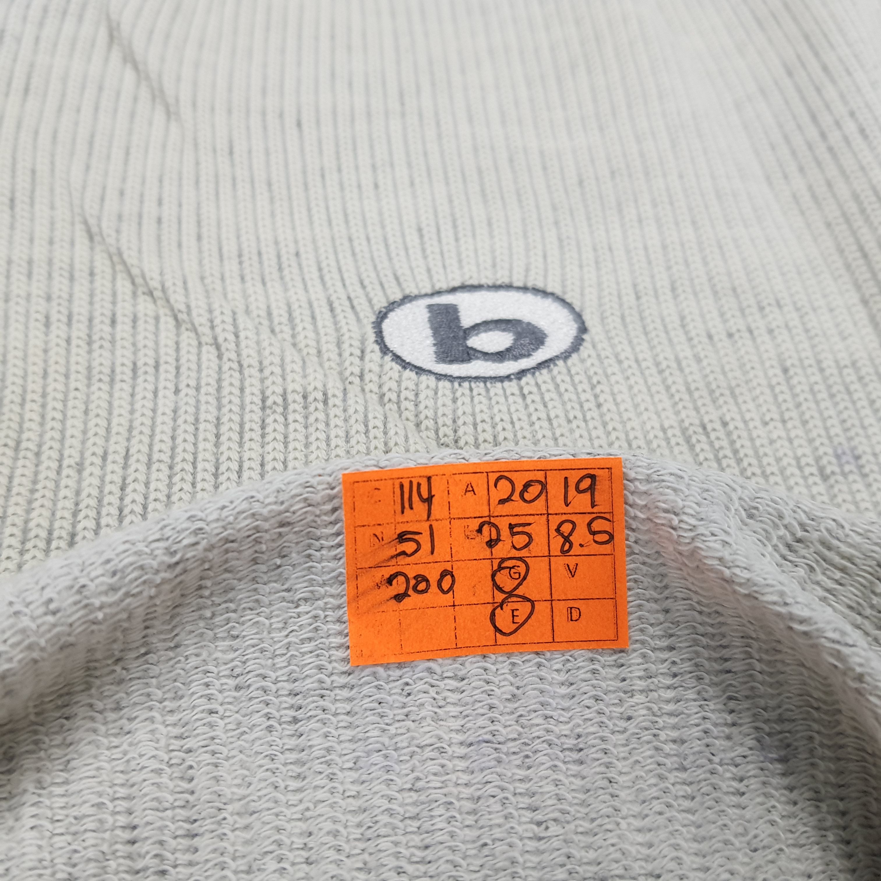 Vintage Vintage Bitch Skateboards Corduroy T-shirt Size US M / EU 48-50 / 2 - 8 Thumbnail