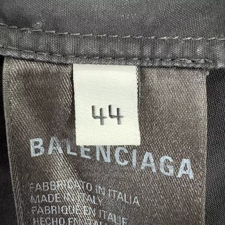 Balenciaga Balenciaga Black Bulletproof Logo Short Pants Size US 28 / EU 44 - 4 Thumbnail