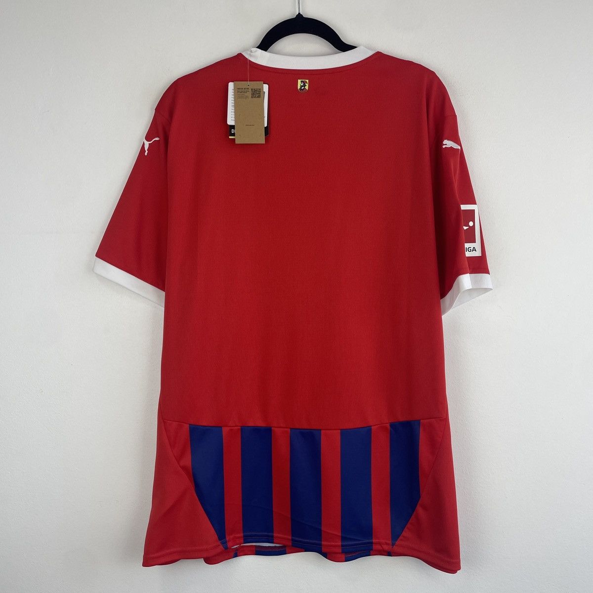 Puma 1. FC Heidenheim Home Jersey Men’s Shirt 2024/2025 BNWT Size US XL / EU 56 / 4 - 5 Thumbnail