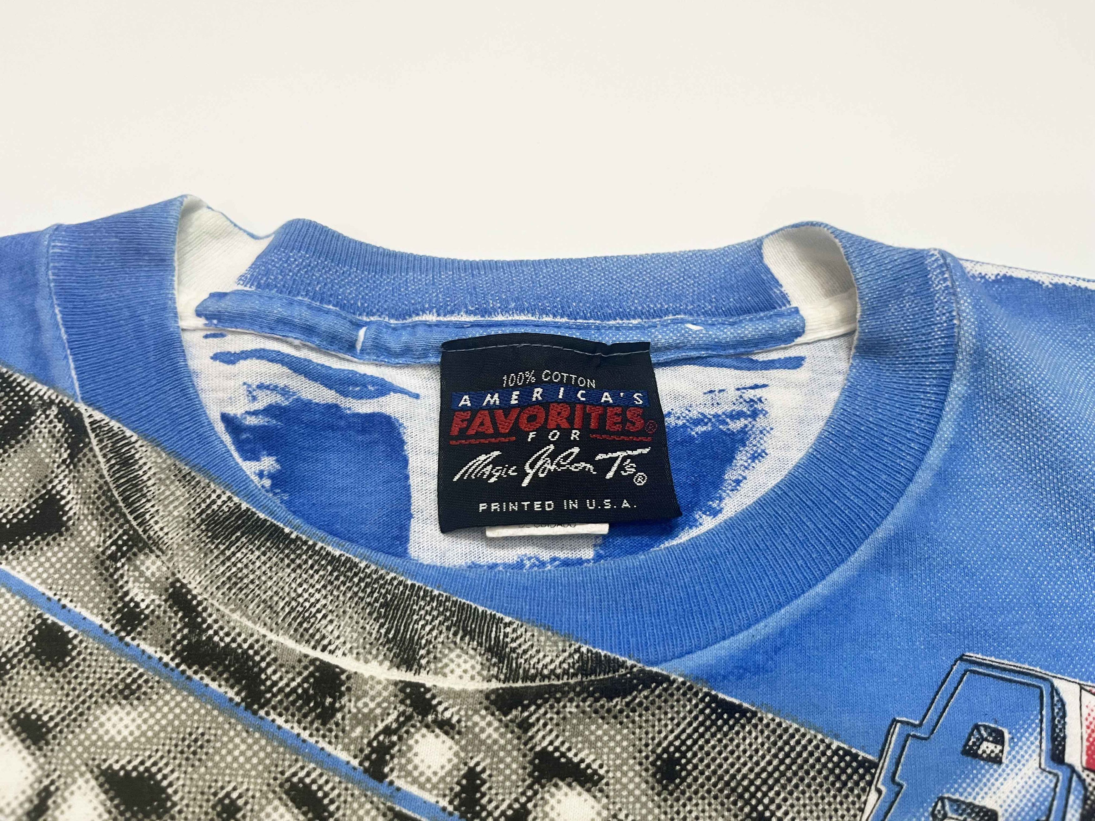 Vintage Vintage Magic Johnson NFL Houston Oilers AOP T-Shirt Size US XL / EU 56 / 4 - 3 Thumbnail