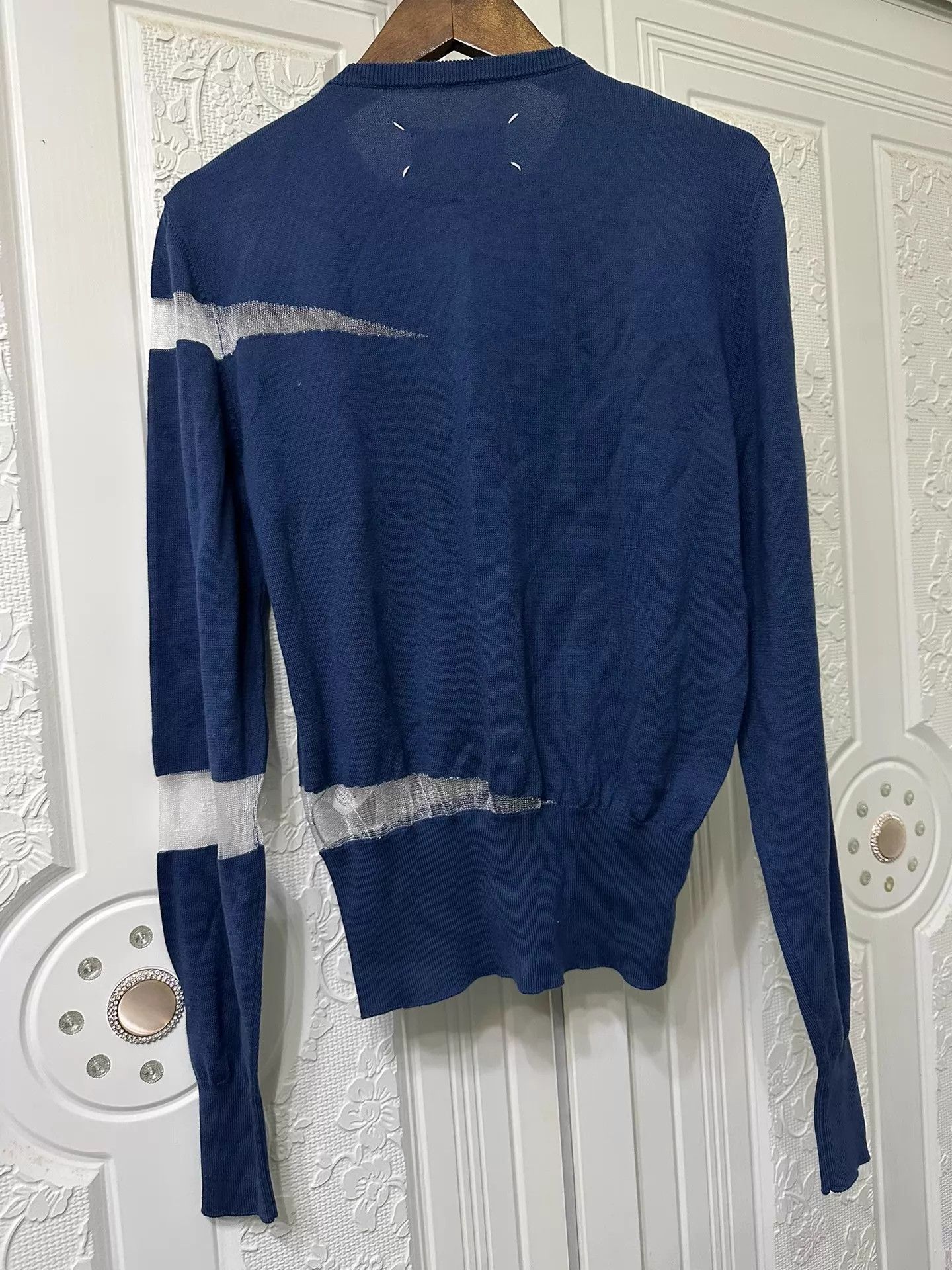 Maison Margiela Maison Margiela White-Looking Smart Non-Fitted Sweater Size US S / EU 44-46 / 1 - 6 Thumbnail