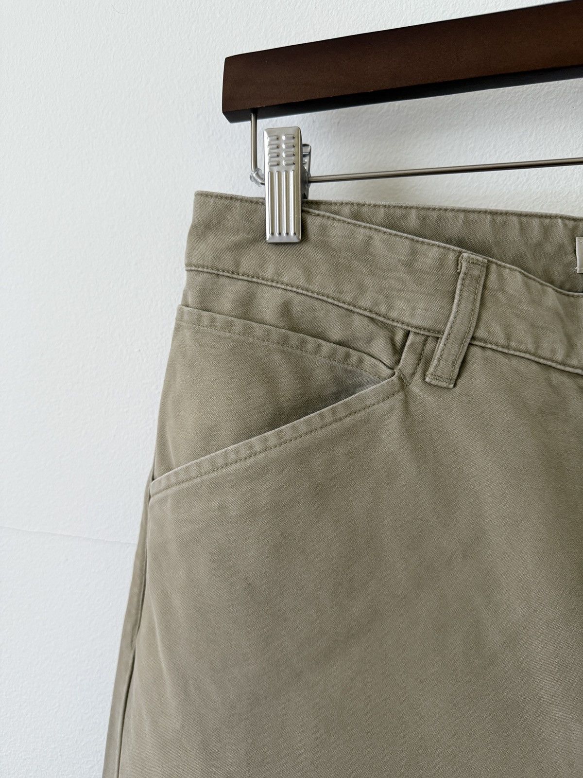 VUJADE 新品未使用　ANDRÉ SUNFADED CHINO PANTS VUJADE 新品未使用 ANDRÉ SUNFADED CHINO PANTS - メルカリ