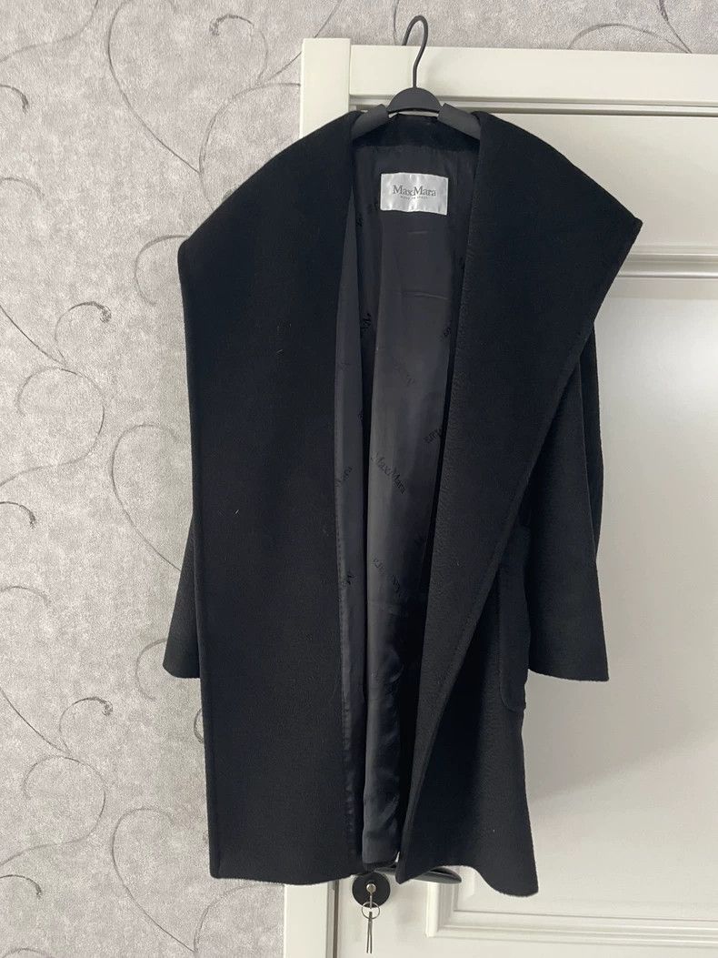 Max Mara Max Mara Bathrobe coat Size L / US 10 / IT 46 - 1 Thumbnail