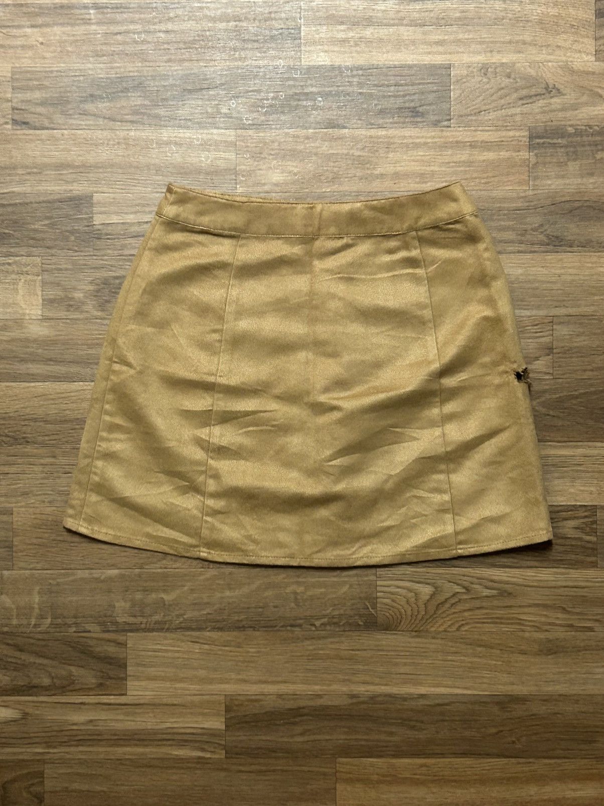 Forever 21 Forever 21 brown tan faux suede mini skirt with zipper Size 26" / US 2 / IT 38 - 2 Thumbnail