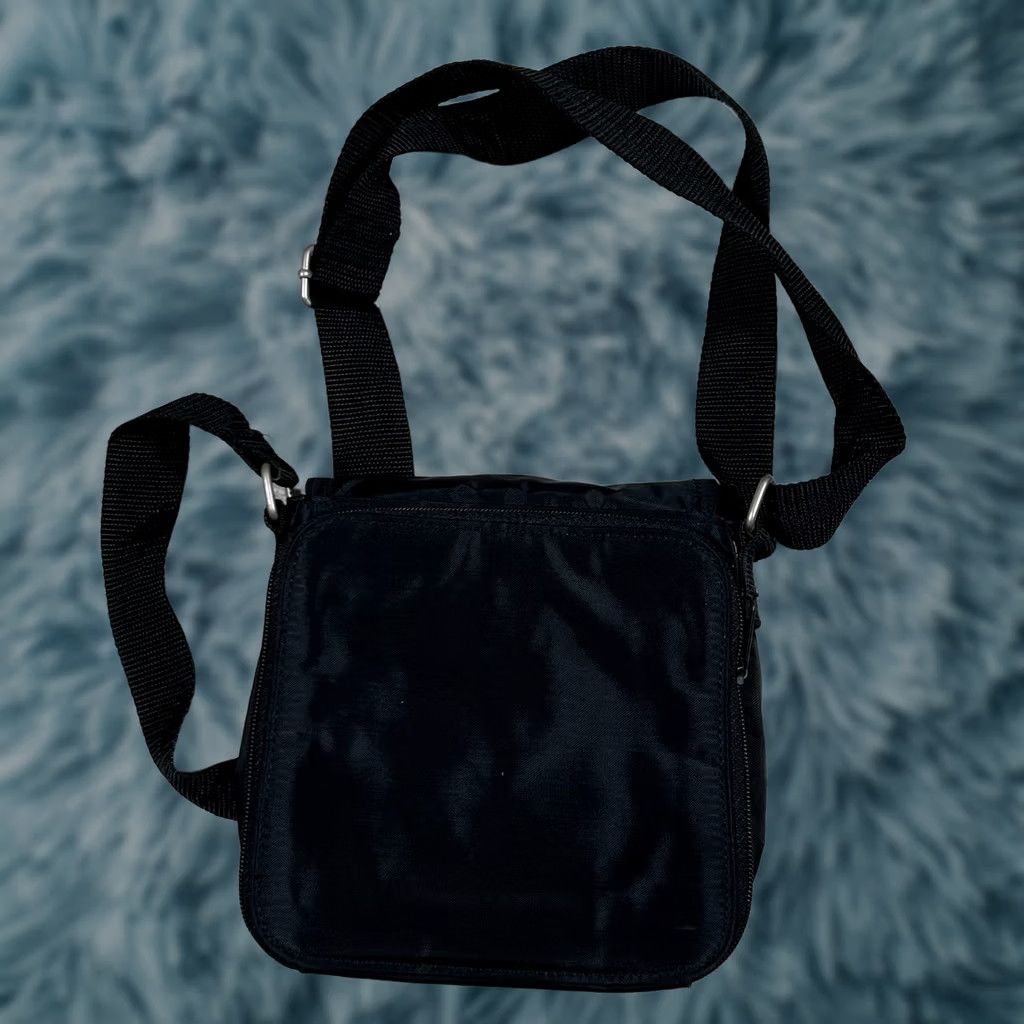 Vintage Women Bag Crossbody Nylon Black Purse Messenger Purse Women’s Black Nylon Crossbody Bag Messenger Bag Purse Size ONE SIZE - 1 Thumbnail