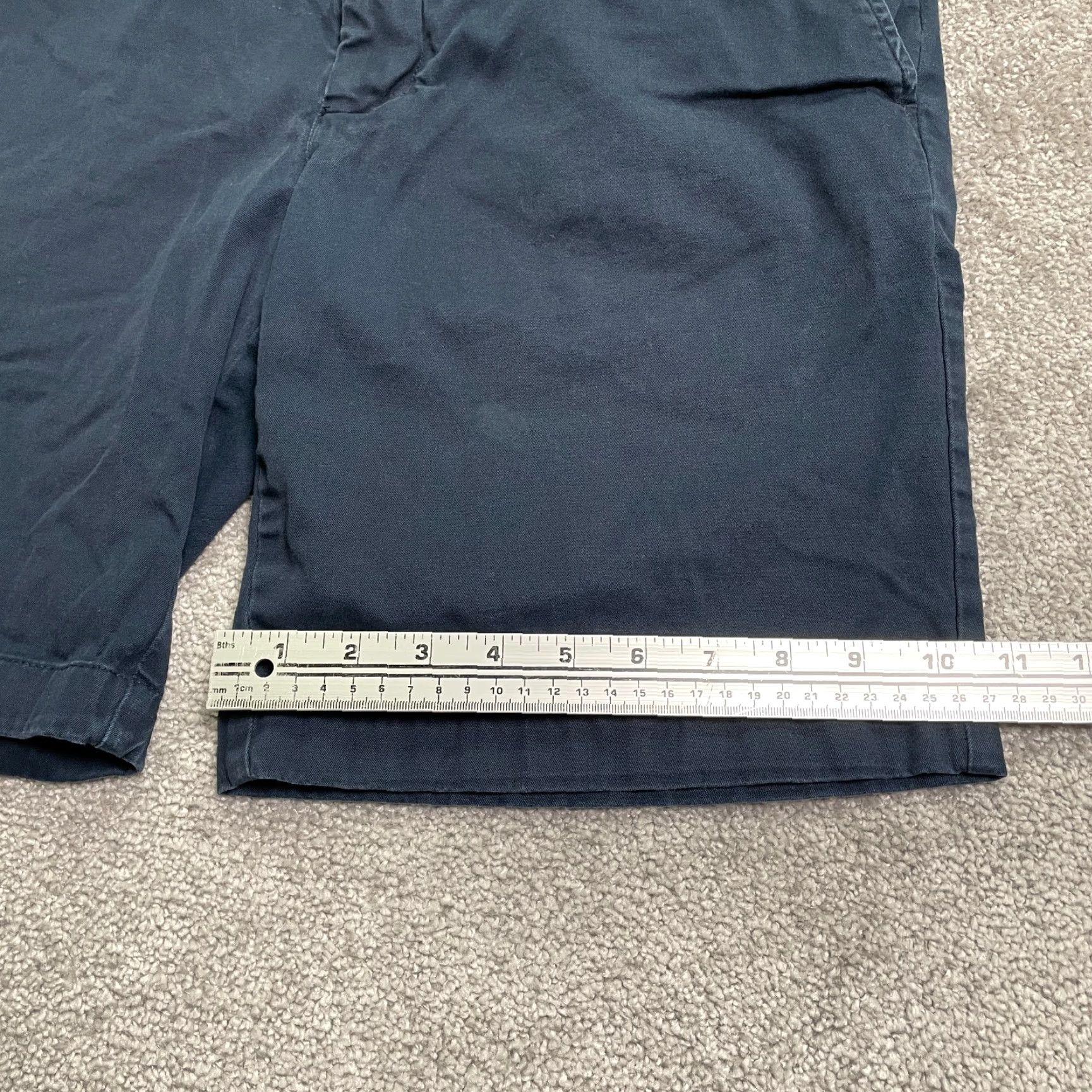 Vineyard Vines Vineyard Vines Chino Shorts Men 33 Navy Blue Cotton 34x8.5 Adjustable Breathable Pockets Logo Zipper Button Flat Front Regular Size US 33 - 7 Thumbnail