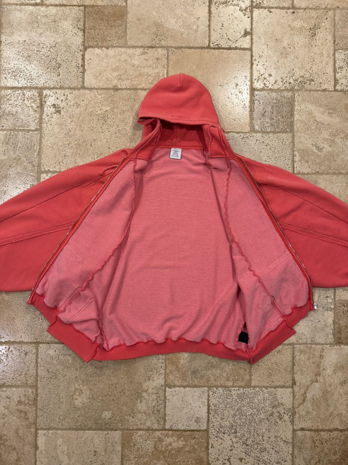 Vetements Vetements Reconstructed Fan Yes I Am Print Red Zip Up Hoodie Size US S / EU 44-46 / 1 - 9 Thumbnail